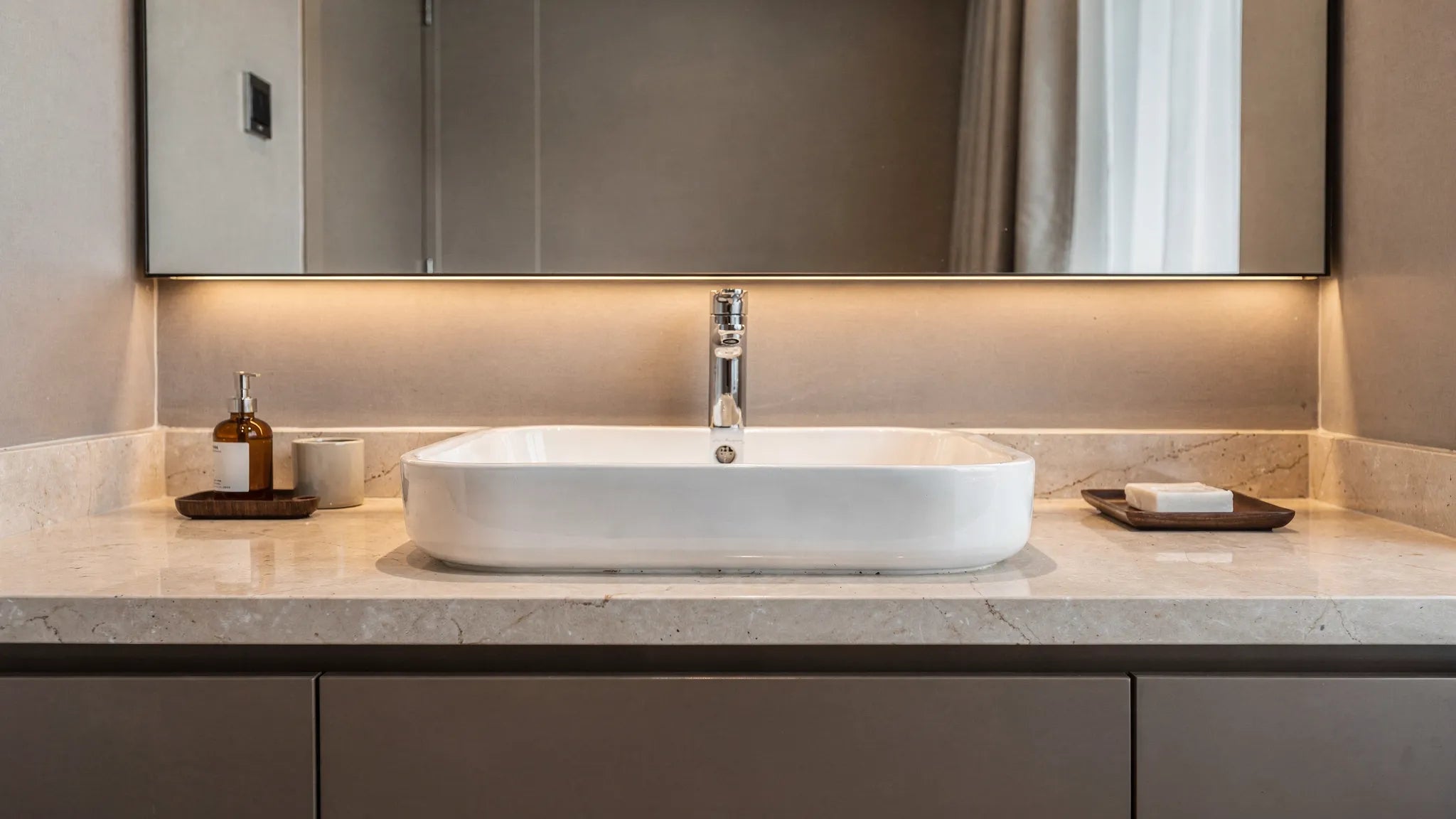 Chiuvetă pe blat: ghid de forme și adâncimi