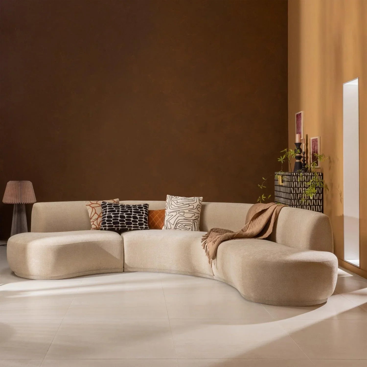 BATAVIER HALF ROUND SOFA NATURAL