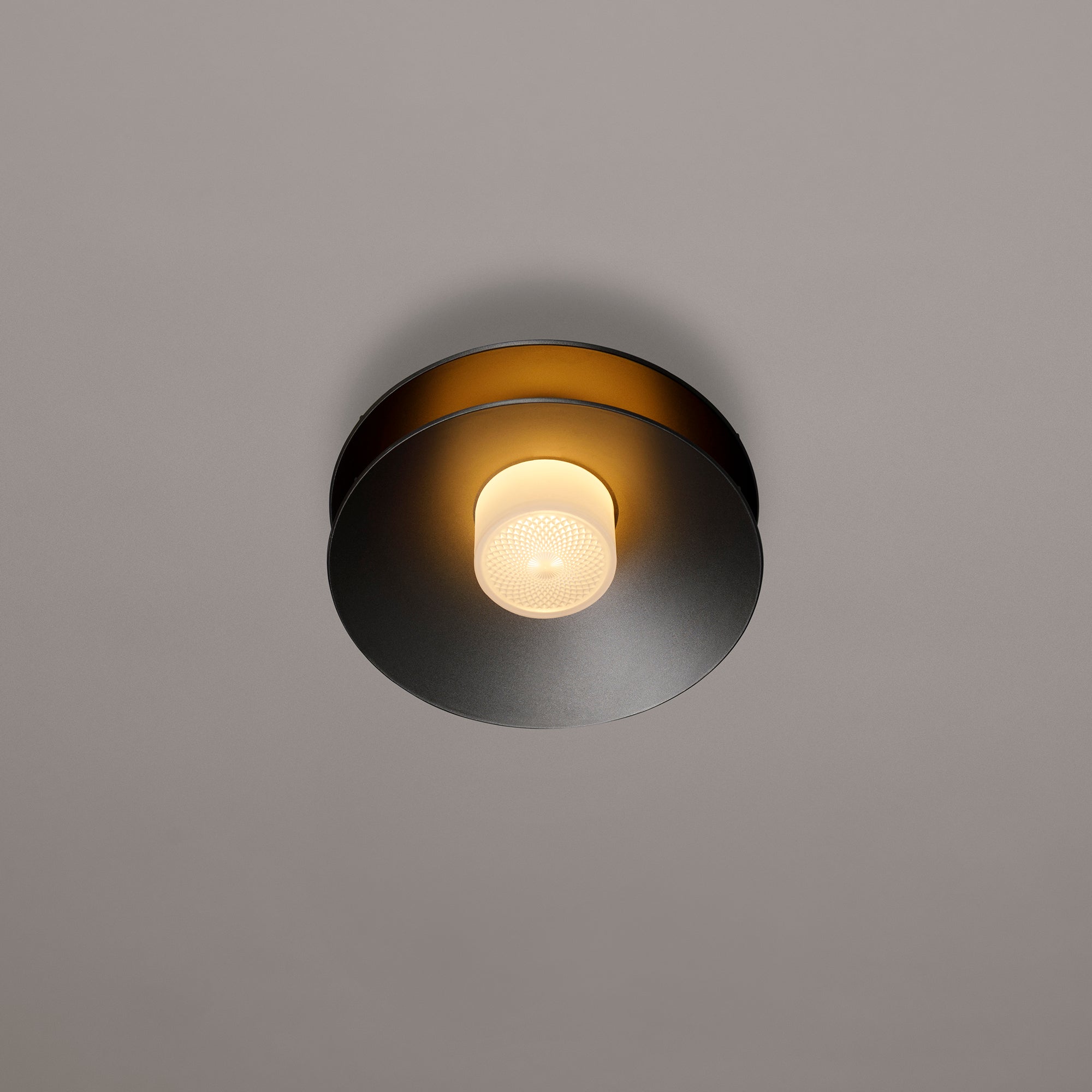 Minale plafonieră 2Shades | aluminiu lăcuit, rășină opal | bec G9 dimabil inclus