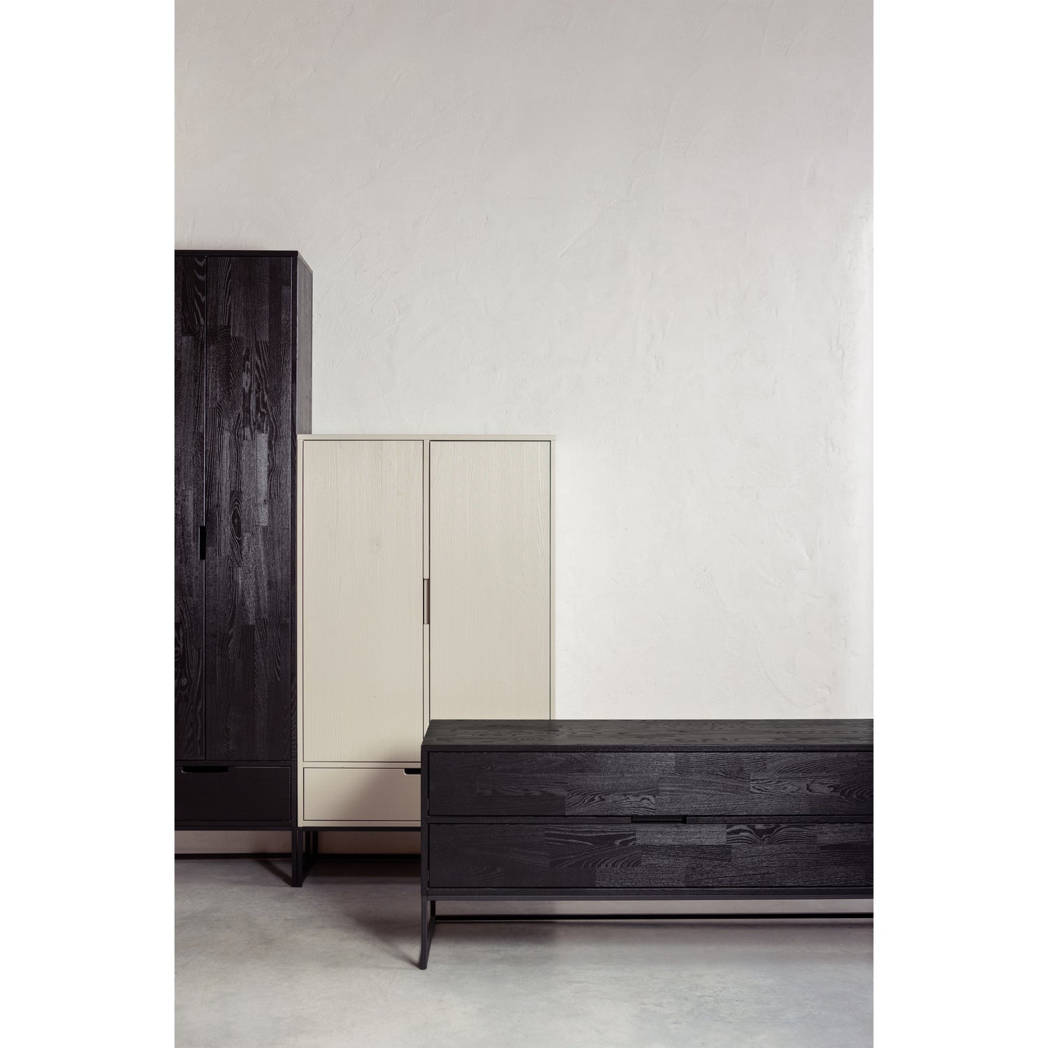 WOOOD dulap perete SILAS | Ash | Negru | 210x60x36 cm