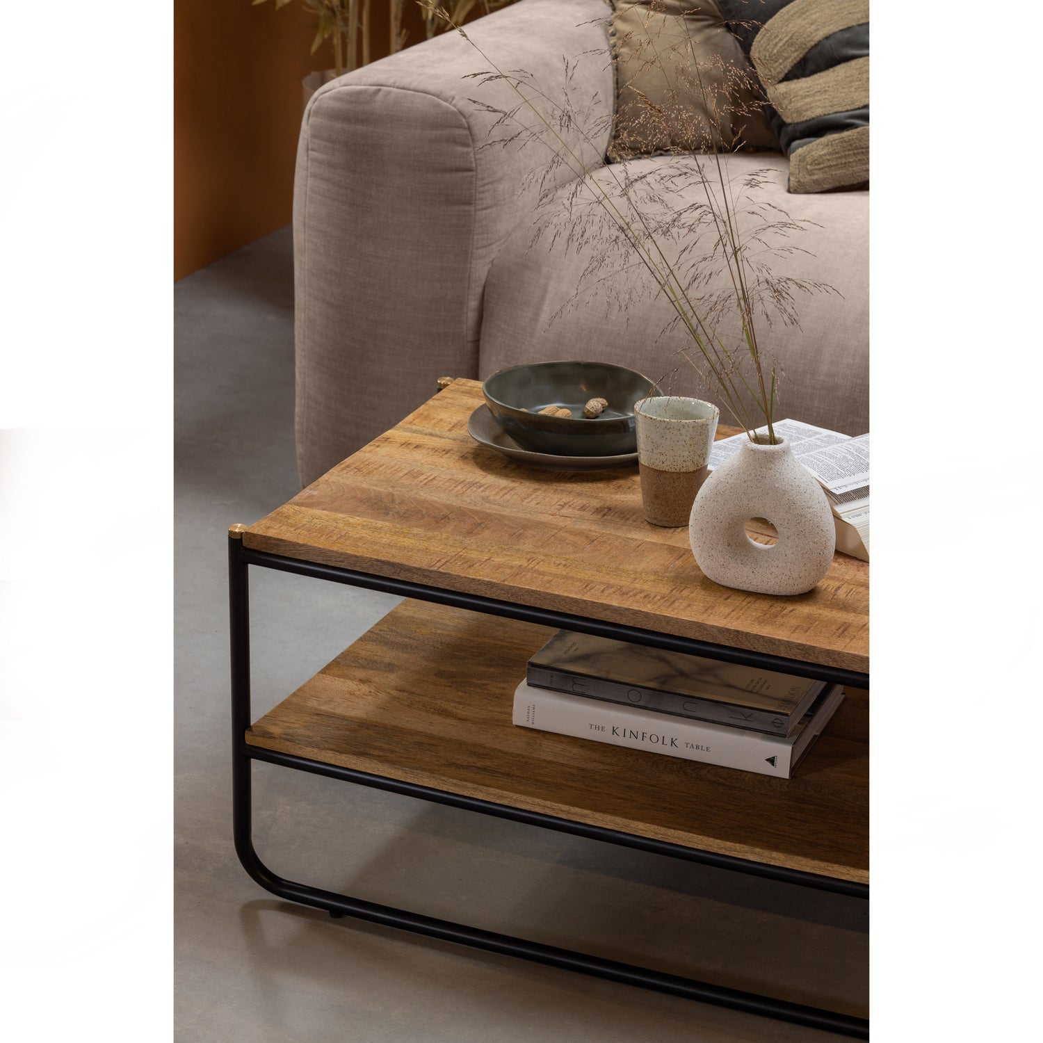RIKKIE COFFEE TABLE WITH MANGO WOOD TOP NATURAL