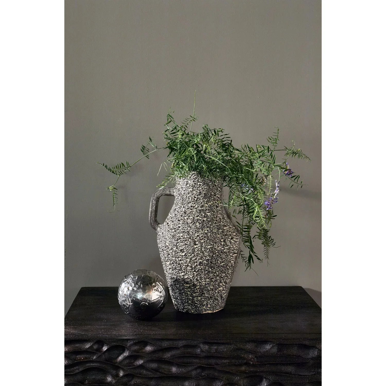 TABIA VASE ALUMINUM DARK BROWN