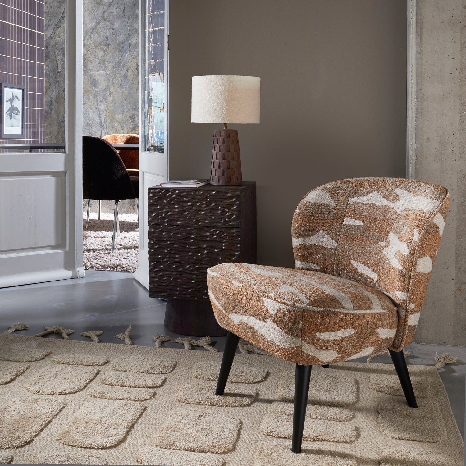 WOOOD fotoliu SARA ARMCHAIR WOVEN FABRIC CAMOUFLAGE PATTERN | 30% Pes / 22% Pan / 20% Cv / 18% Hpp / 10% Li | Nisipiu | 71x59x70 cm