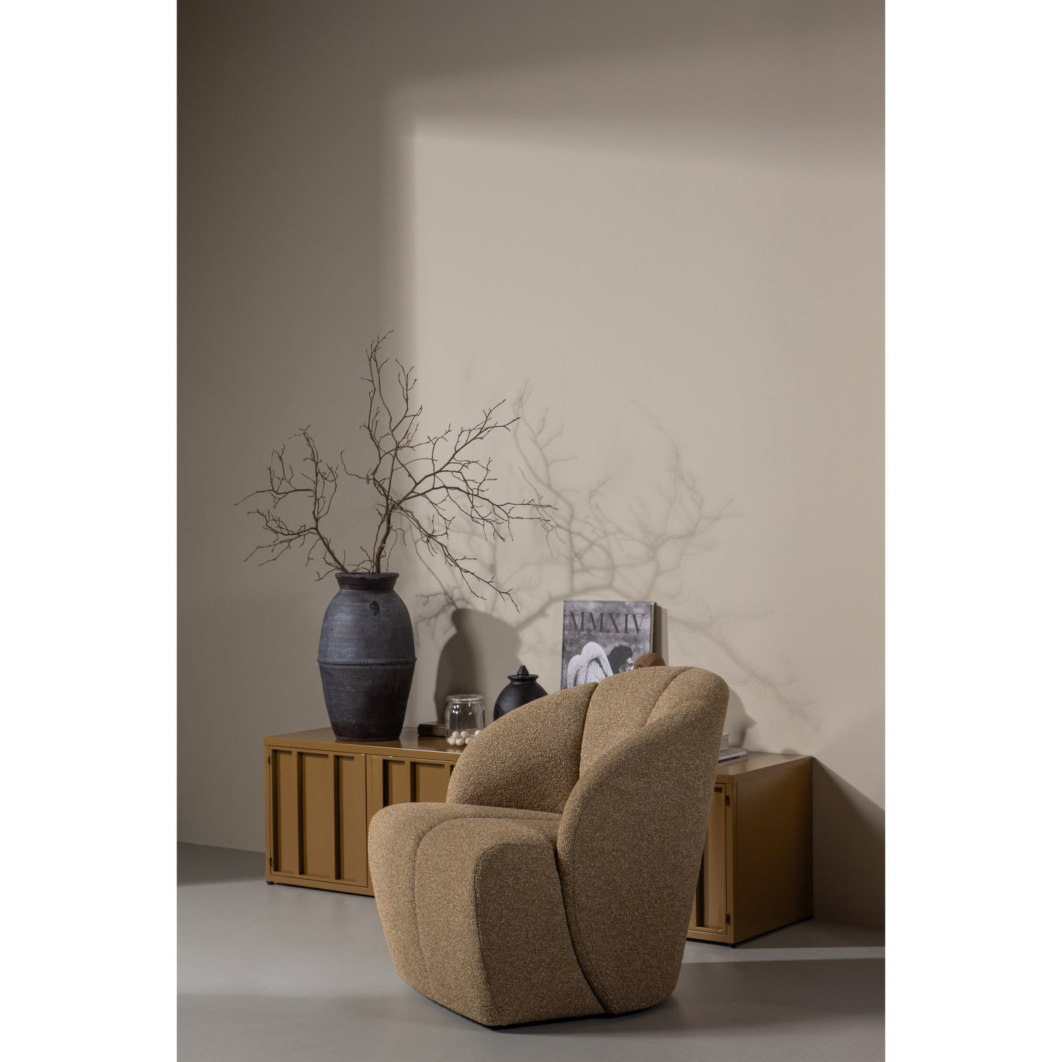 WOOOD fotoliu MOJO SWIVEL ARMCHAIR BOUCLE YELLOW/BROWN MELANGE | 100% Pes | Galben | 75x68x77 cm