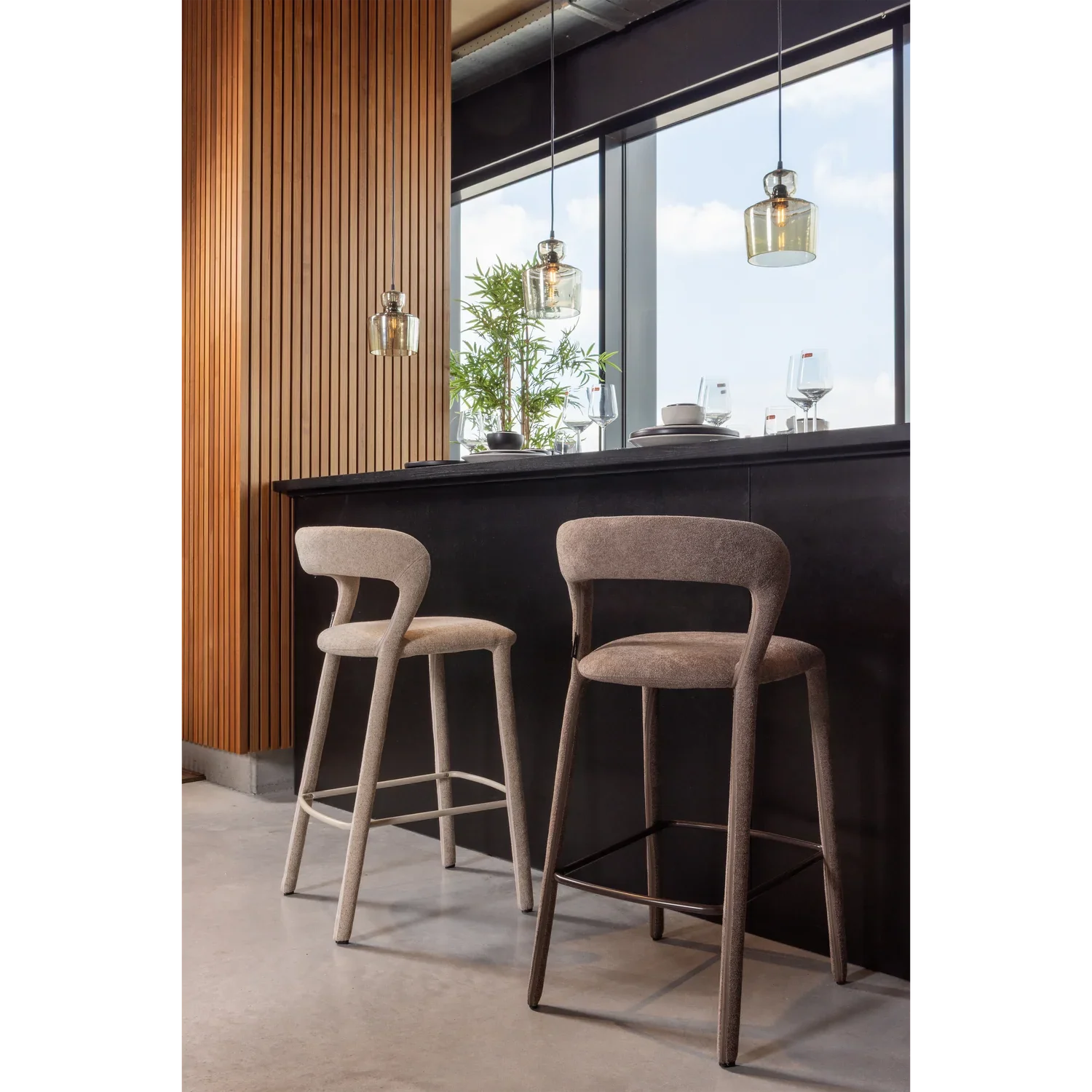 NOBLE BAR STOOL TAUPE