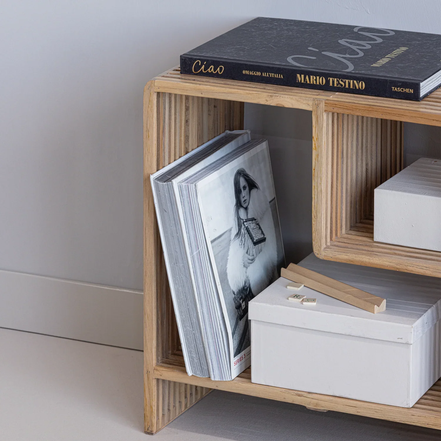 JASMIJN SIDETABLE RECYCLED TEAK NATURAL