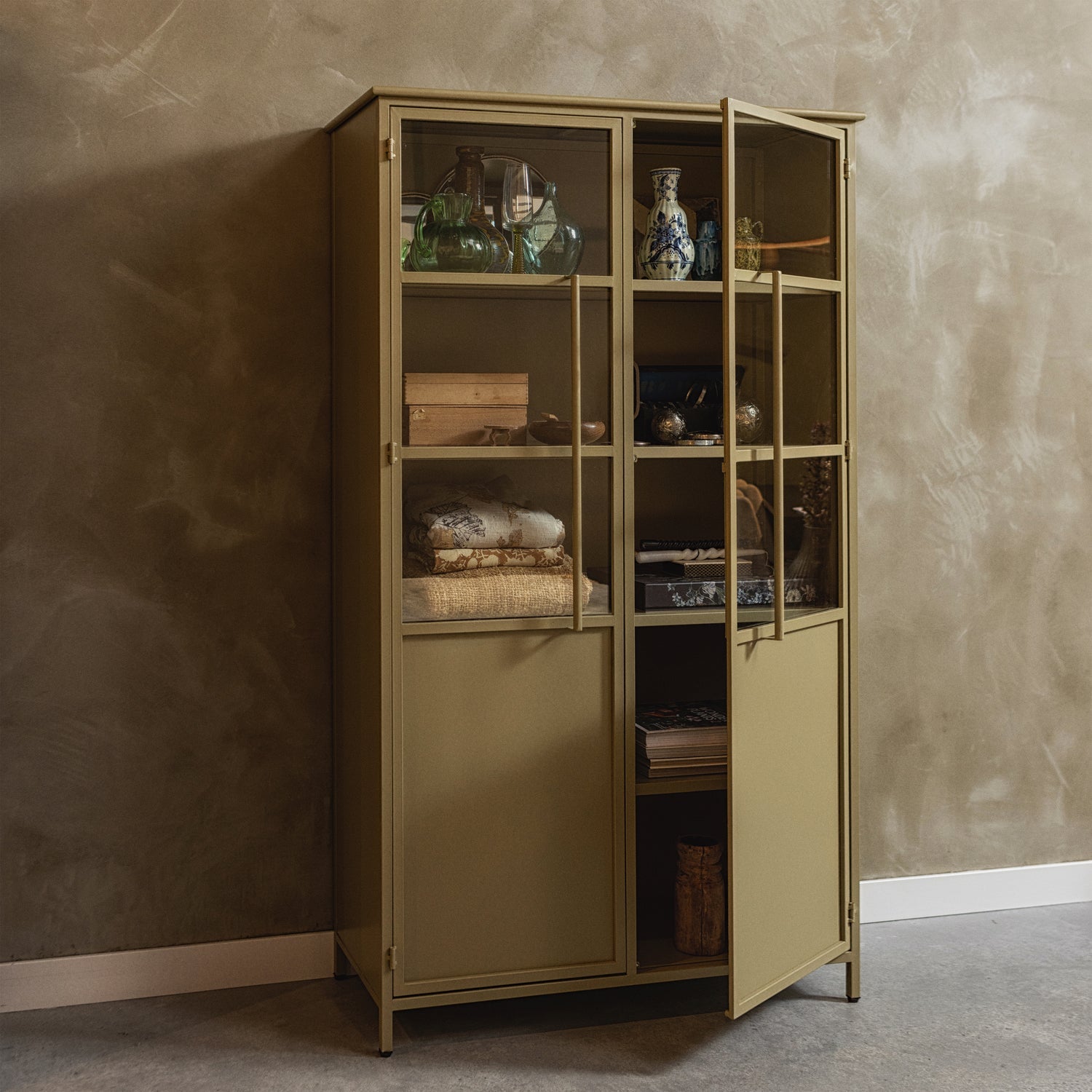 WOOOD vitrina EXHIBIT DISPLAY CASE METAL | Fier | Kaki | 173x99x45 cm