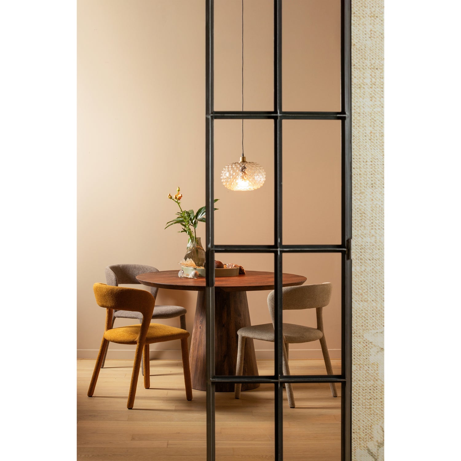 WOOOD scaun dining NOBLE | 100% Pes | Taupe | 76x51x56 cm