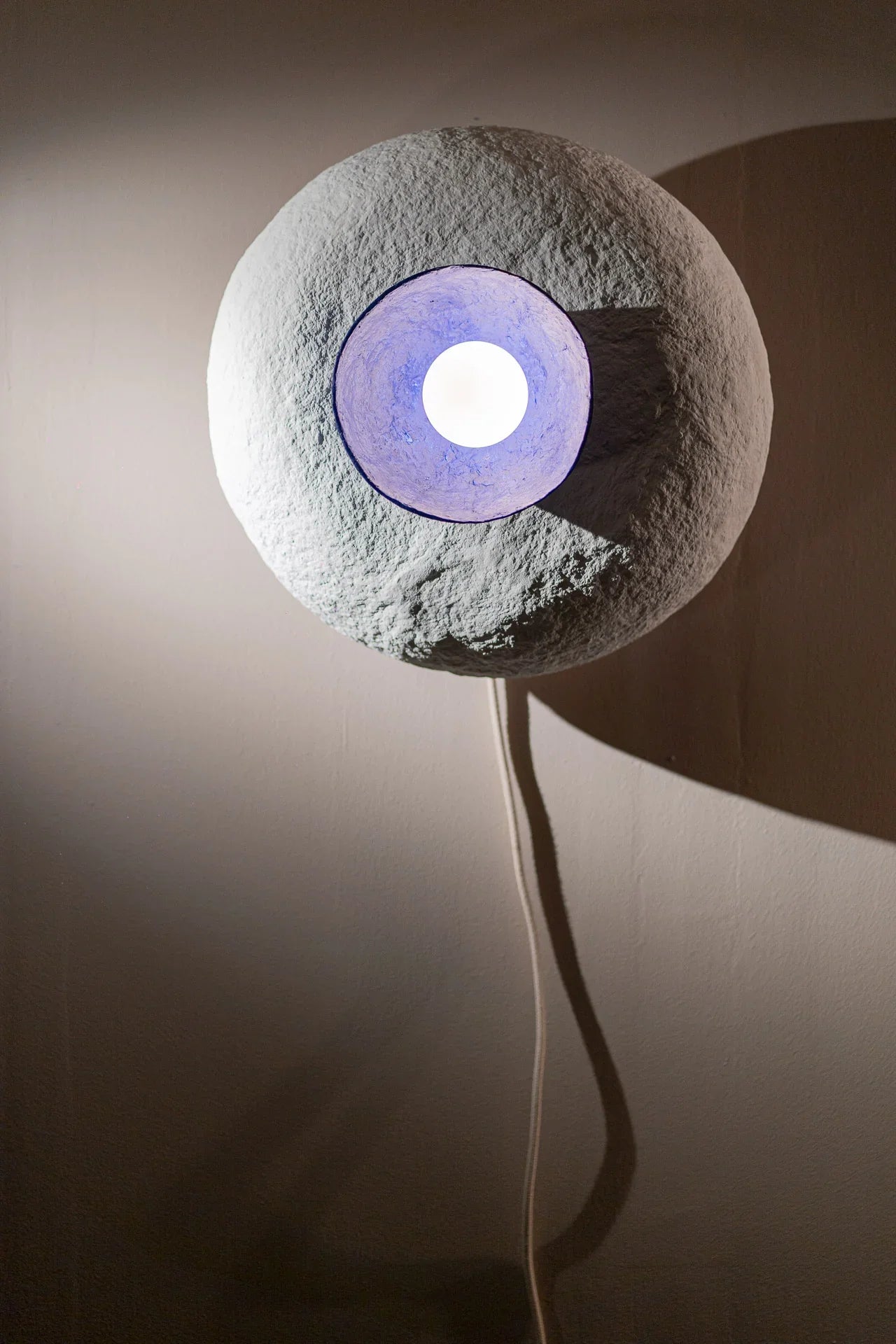 Ain- Aplică sculpturală paper mache