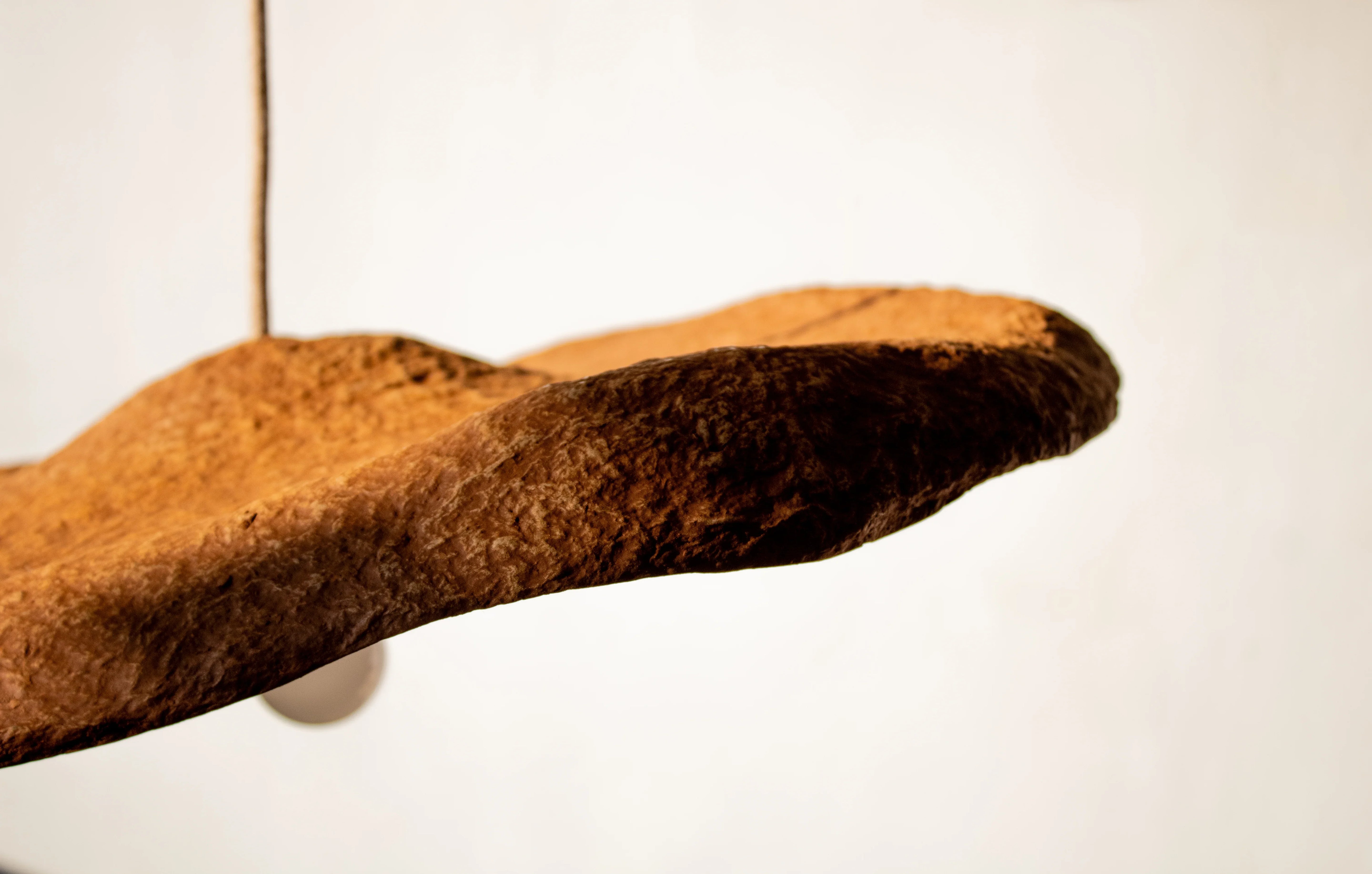 Aeria- Obiect artistic de tavan, iluminat din paper mache