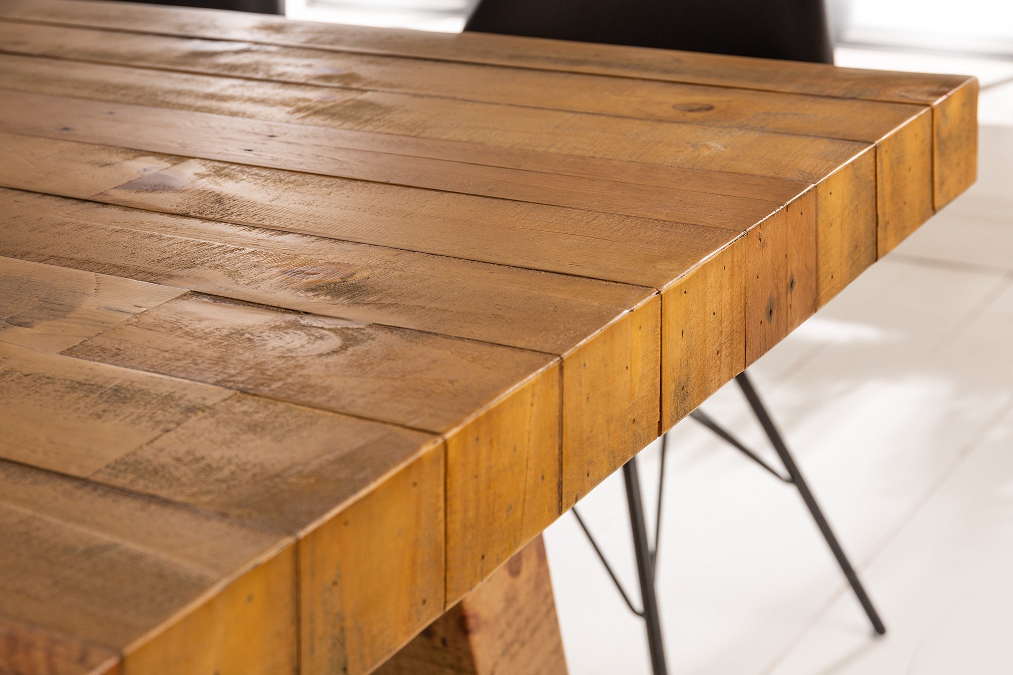 Invicta Masă dining FINCA - 200cm | Pin, Maro | 200x76x100 cm