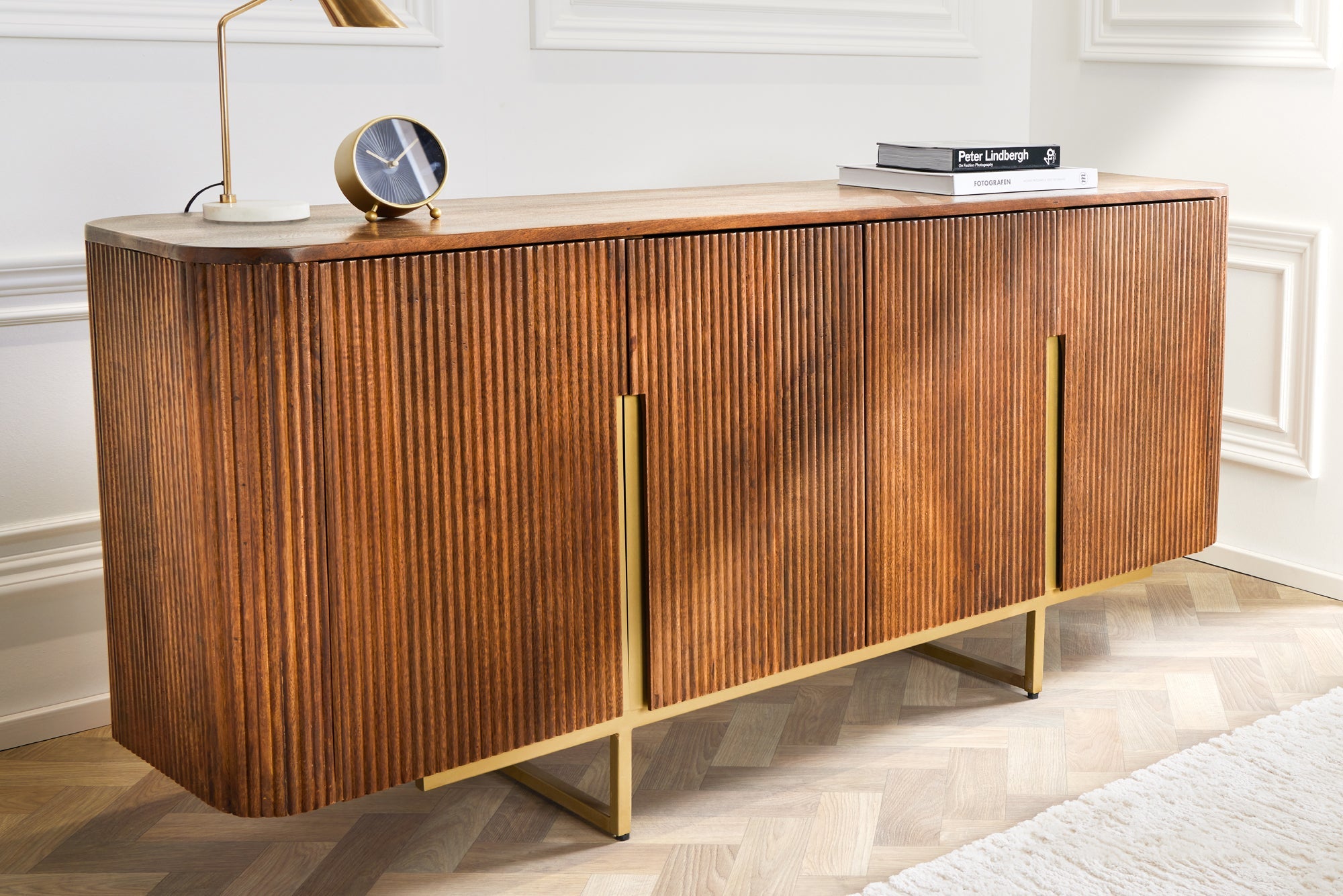 Invicta Comodă GATSBY - 160cm | Mango, Auriu | 160x75x40 cm