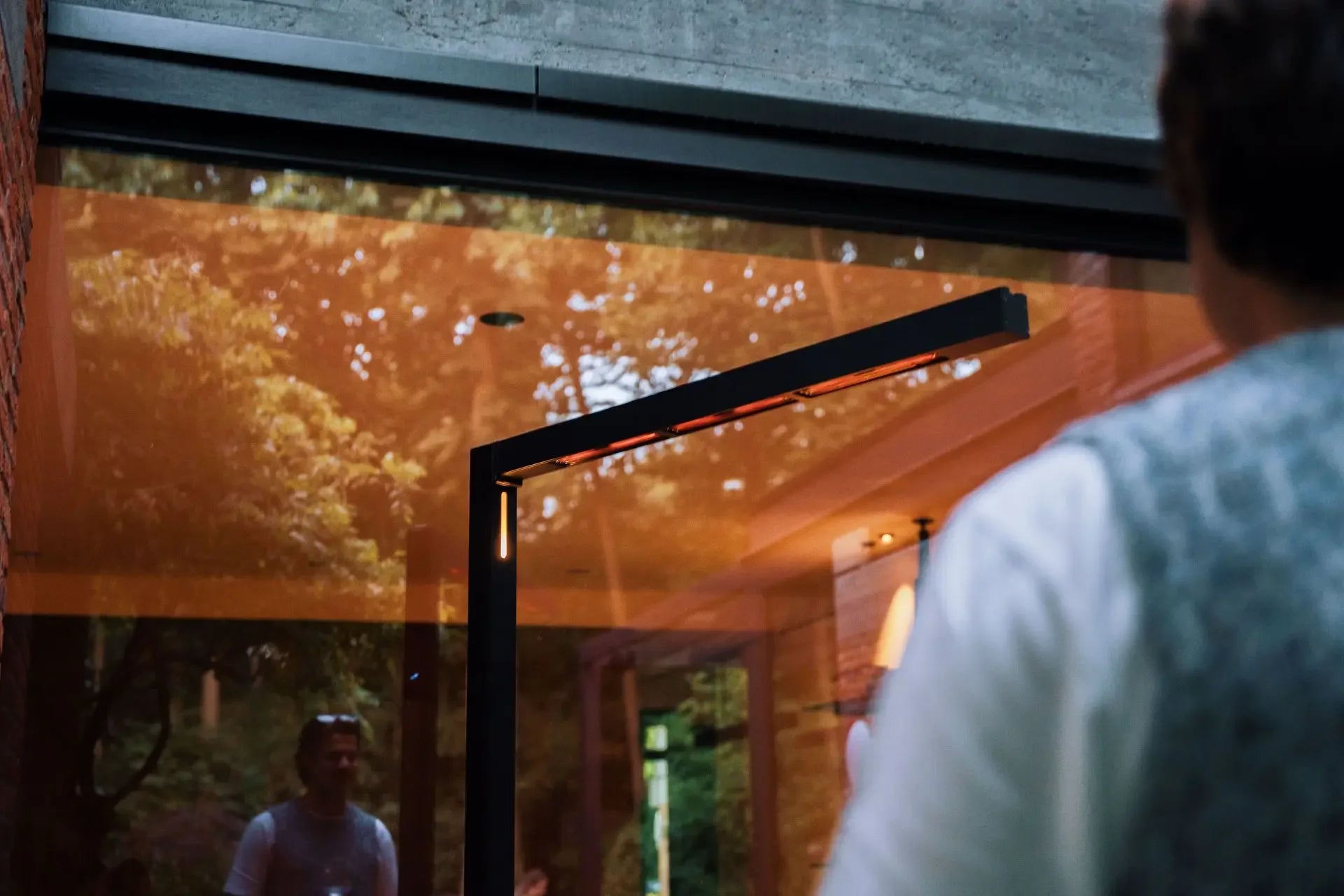 Încălzitor de exterior TWIG, 197 x 107 cm, Midnight – Eleganță portabilă cu lumină și căldură