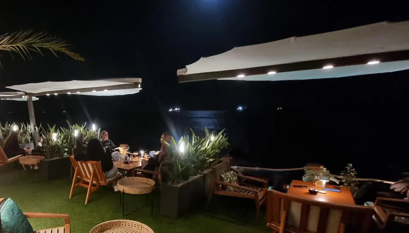 Sistem de umbrire LEAF de la Heatsail, 460 x 360 cm – Soluția unică 4-în-1 pentru terasă