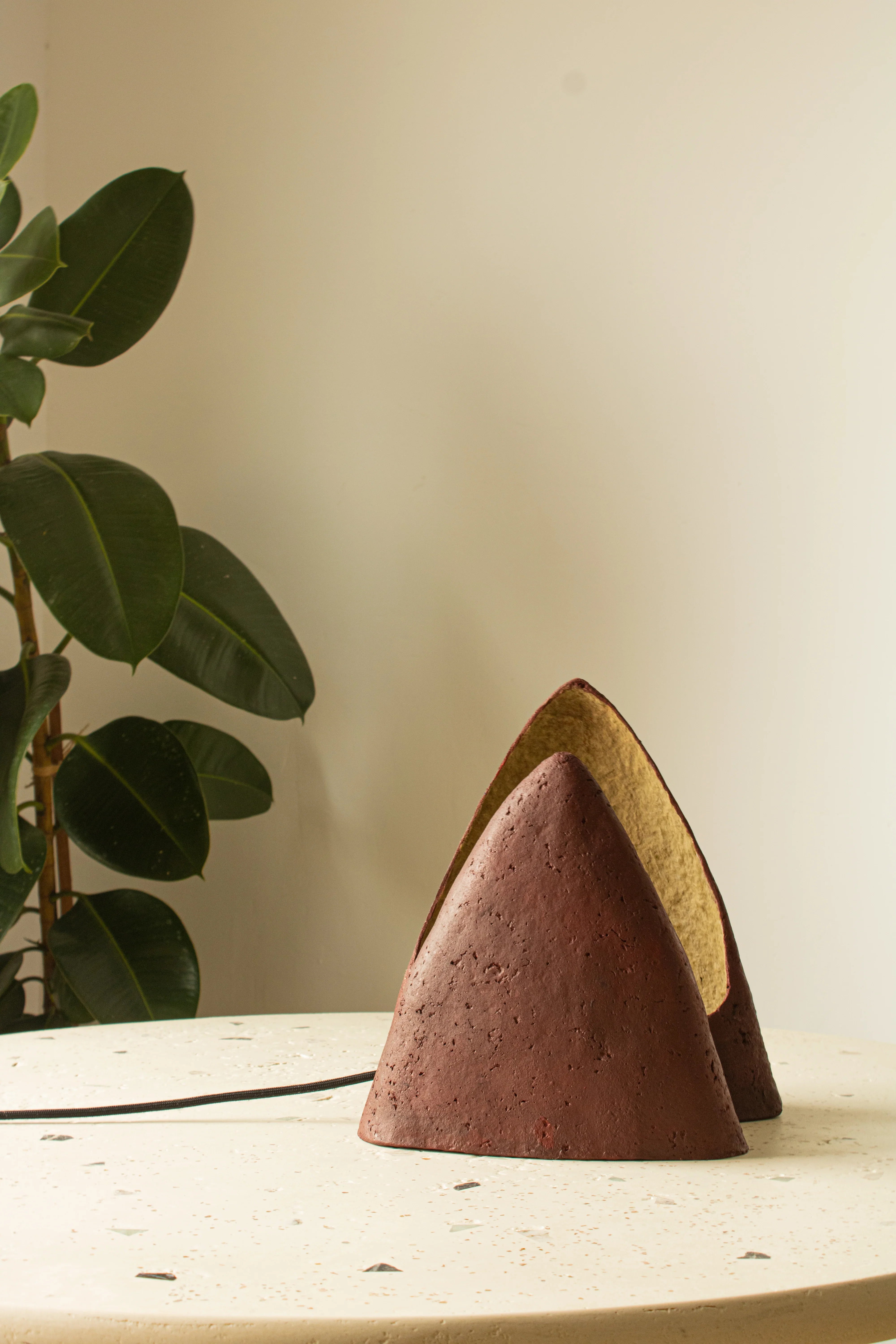 Piska - Obiect artistic din paper mache, iluminat