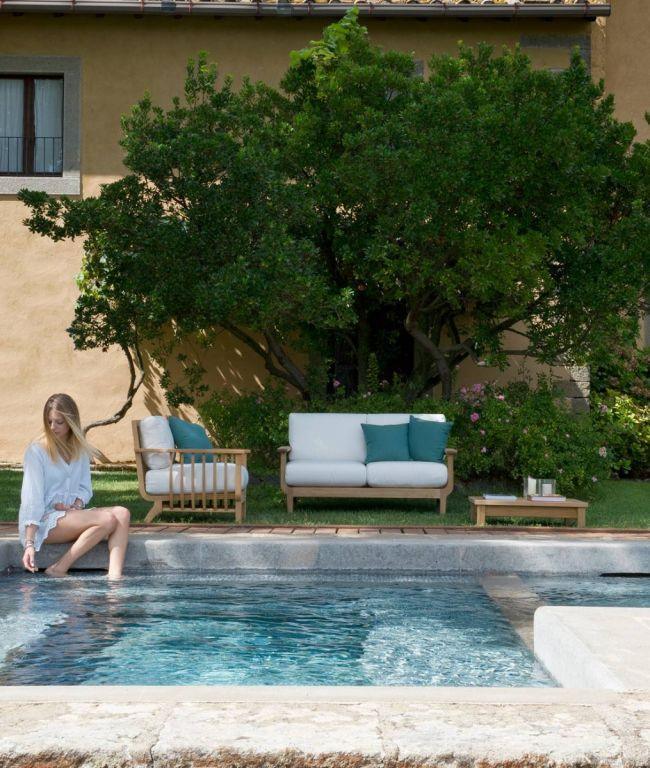 Canapea Chelsea din lemn de tec - Unopiù - PARIS14A.RO