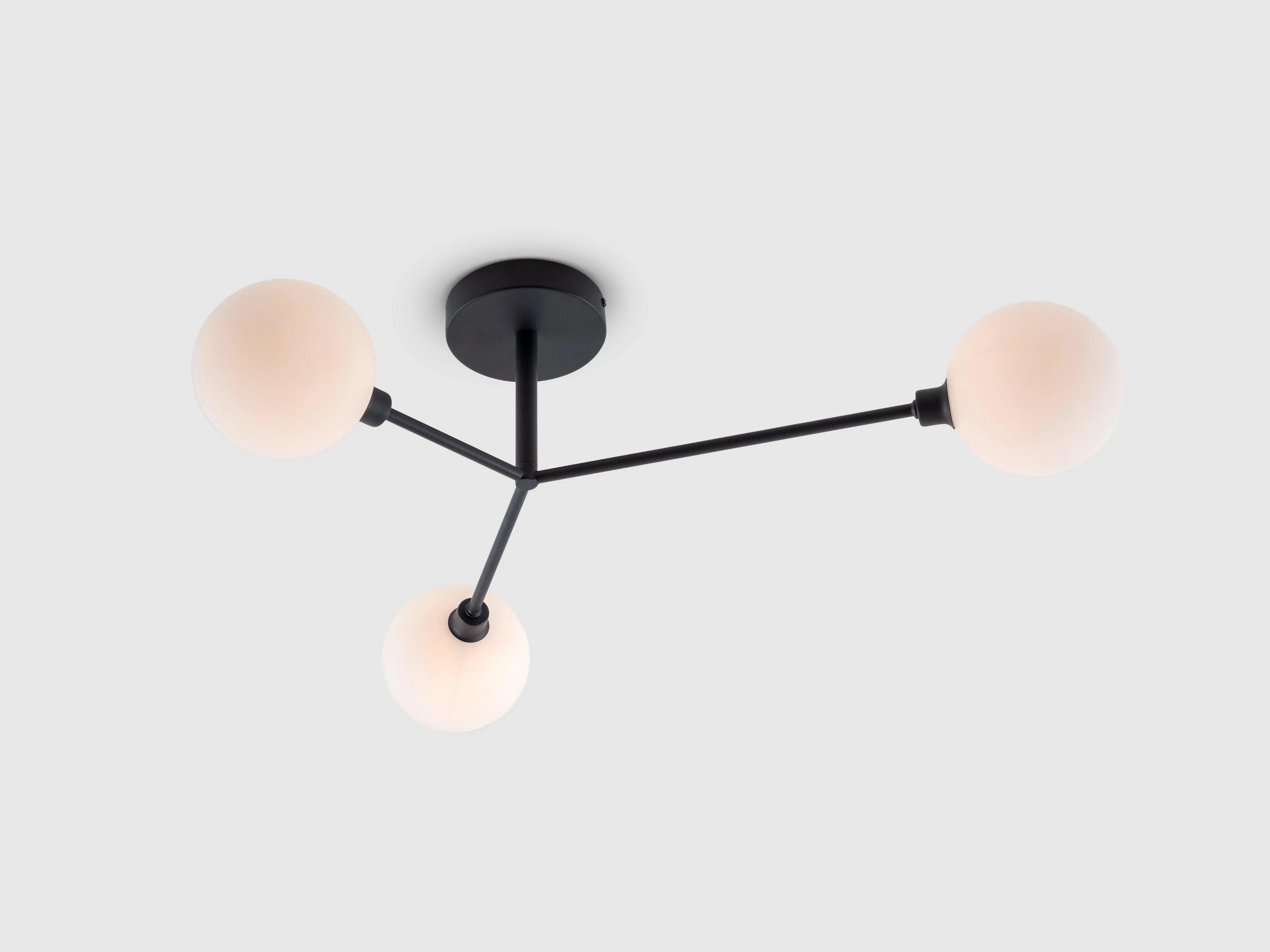 Plafoniera cu 3 lumini gri cărbune