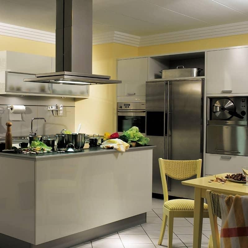 CORNISA DECORATIVA POLIURETAN Z51 150X150X2000 - PARIS14A.RO