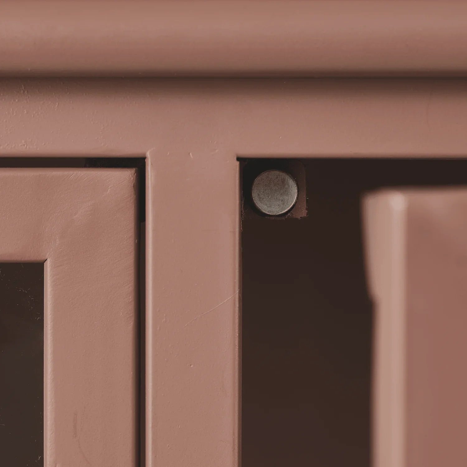 EXHIBIT CABINET METAL TAN - PARIS14A.RO