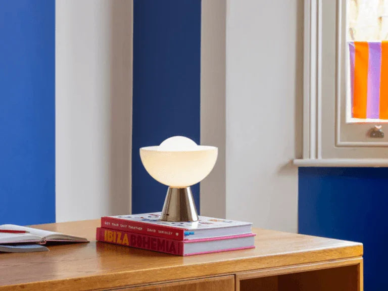 Lampă de masă cu dom din alamă - PARIS14A.RO