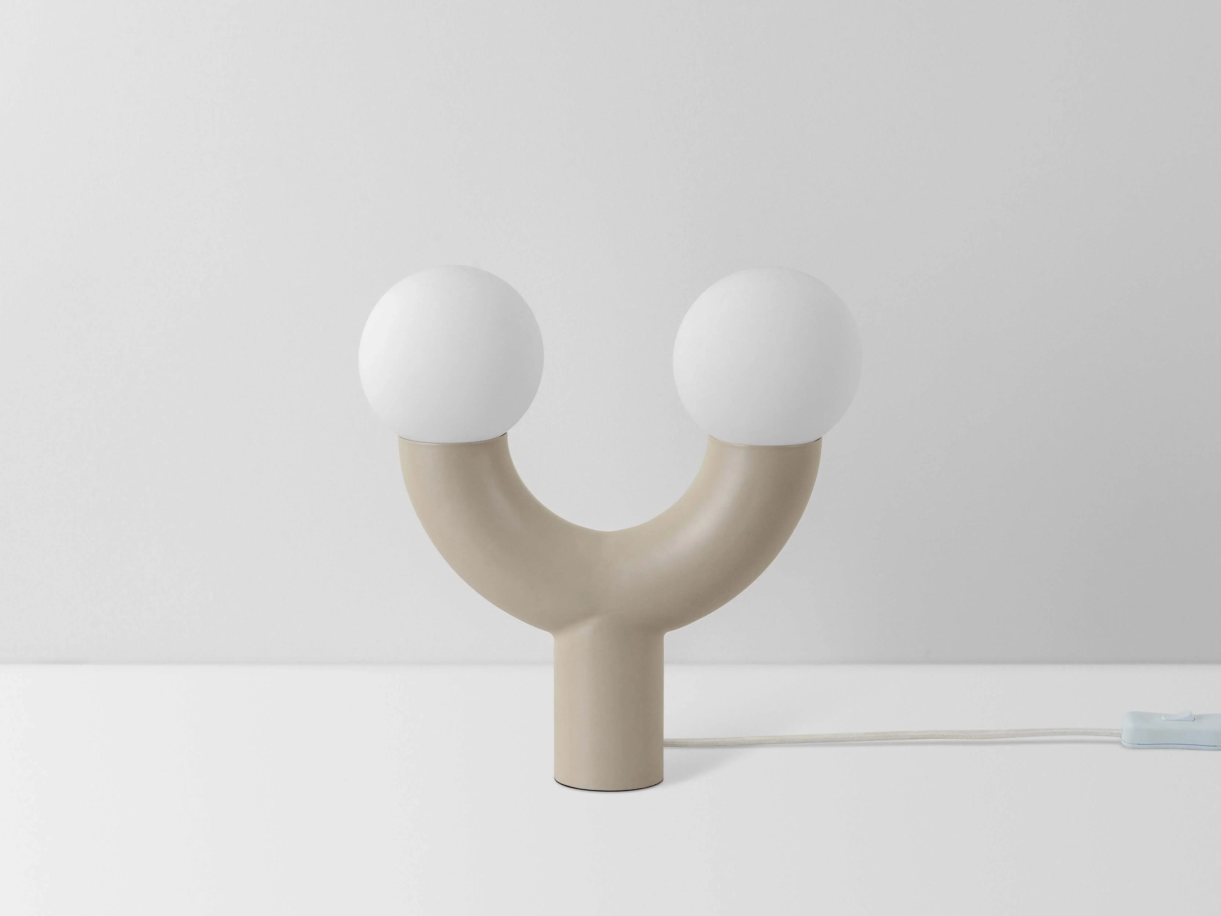 Lampă de masă cu tub de nisip - PARIS14A.RO