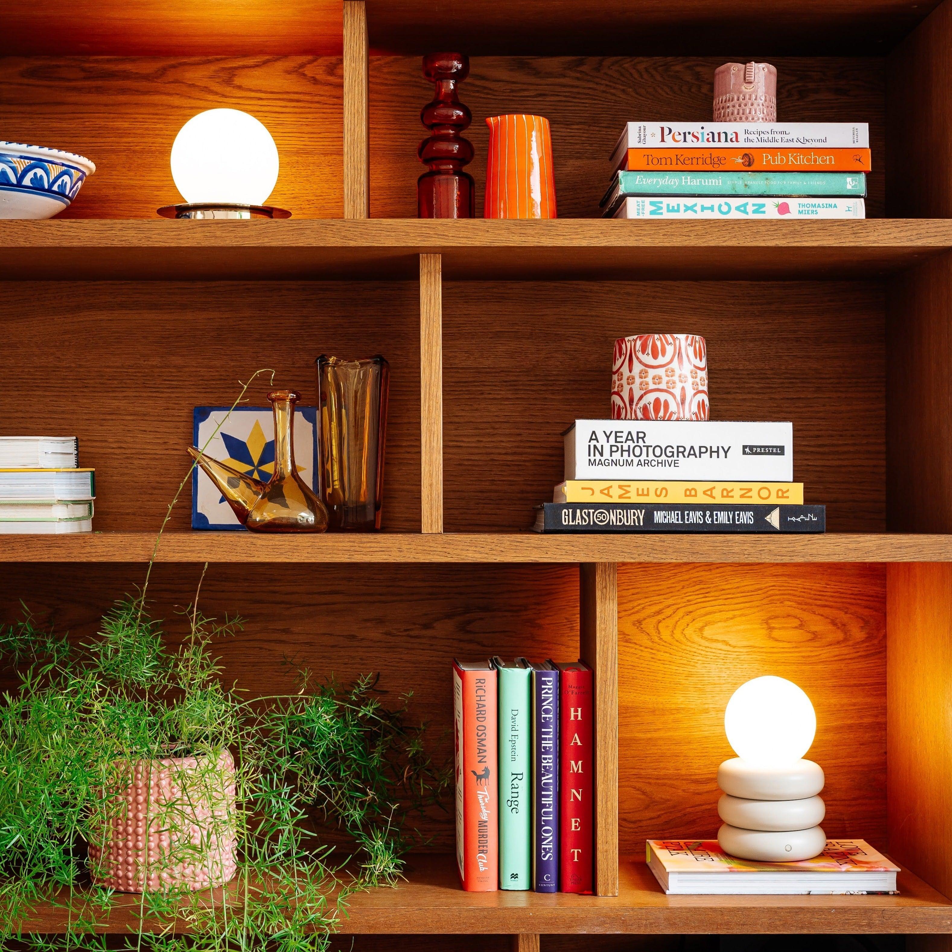 Lampă de masă fără fir cu tub gri nisip - PARIS14A.RO