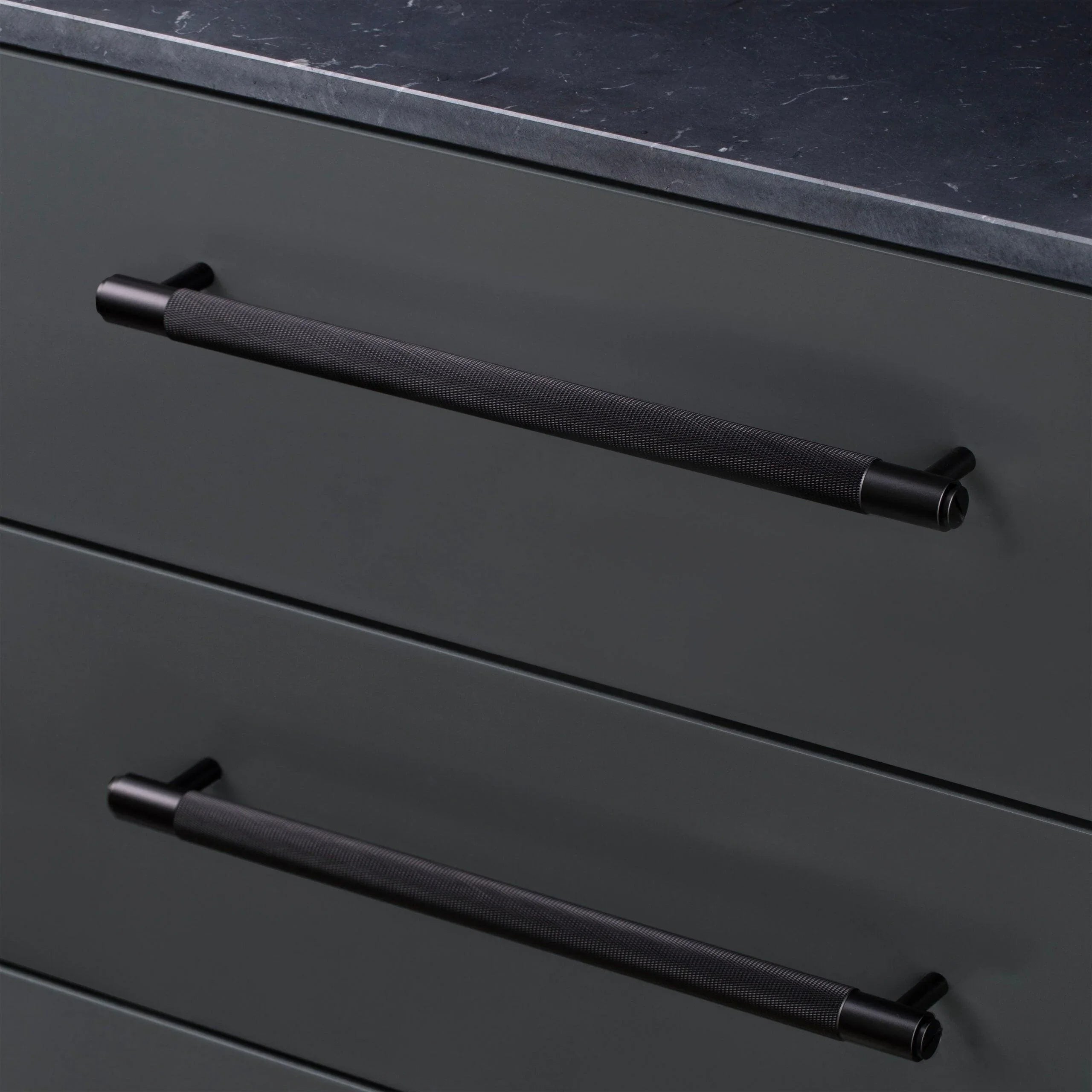 Maner tip bara cu placa / CROSS - Buster & Punch - PARIS14A.RO