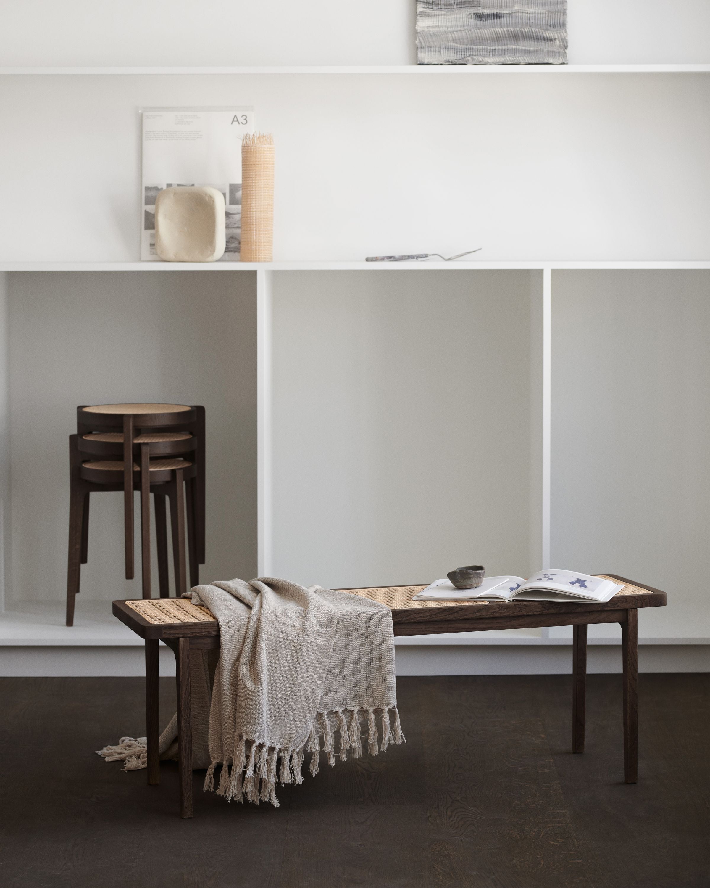 NORR11 bancheta LeRoi | frasin FSC | Stejar afumat inchis | 120x35xh42 cm