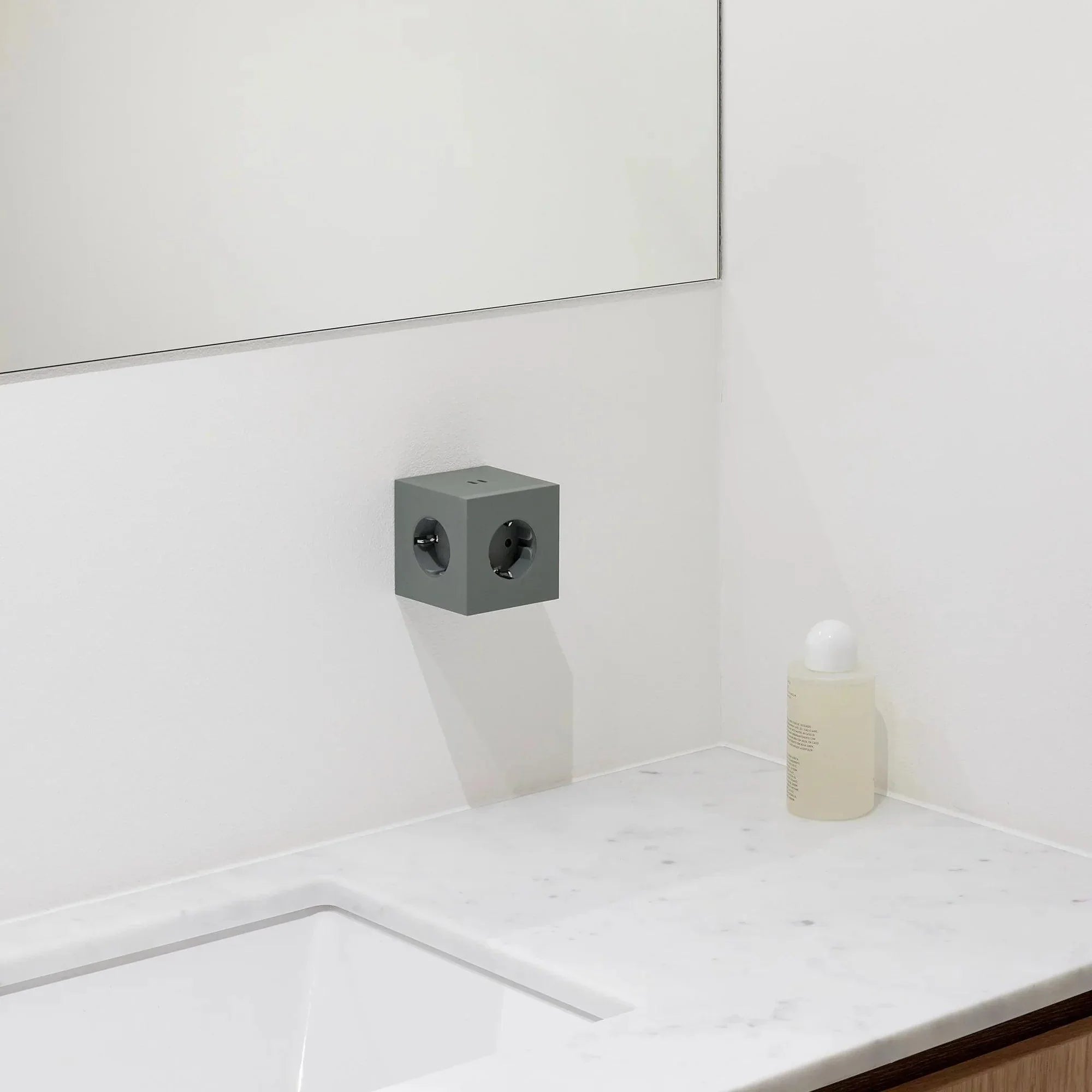 Pachet de 3 Triplu stechere tip cub Square 2 USB-C - Culoare Oak Green - Avolt - PARIS14A.RO