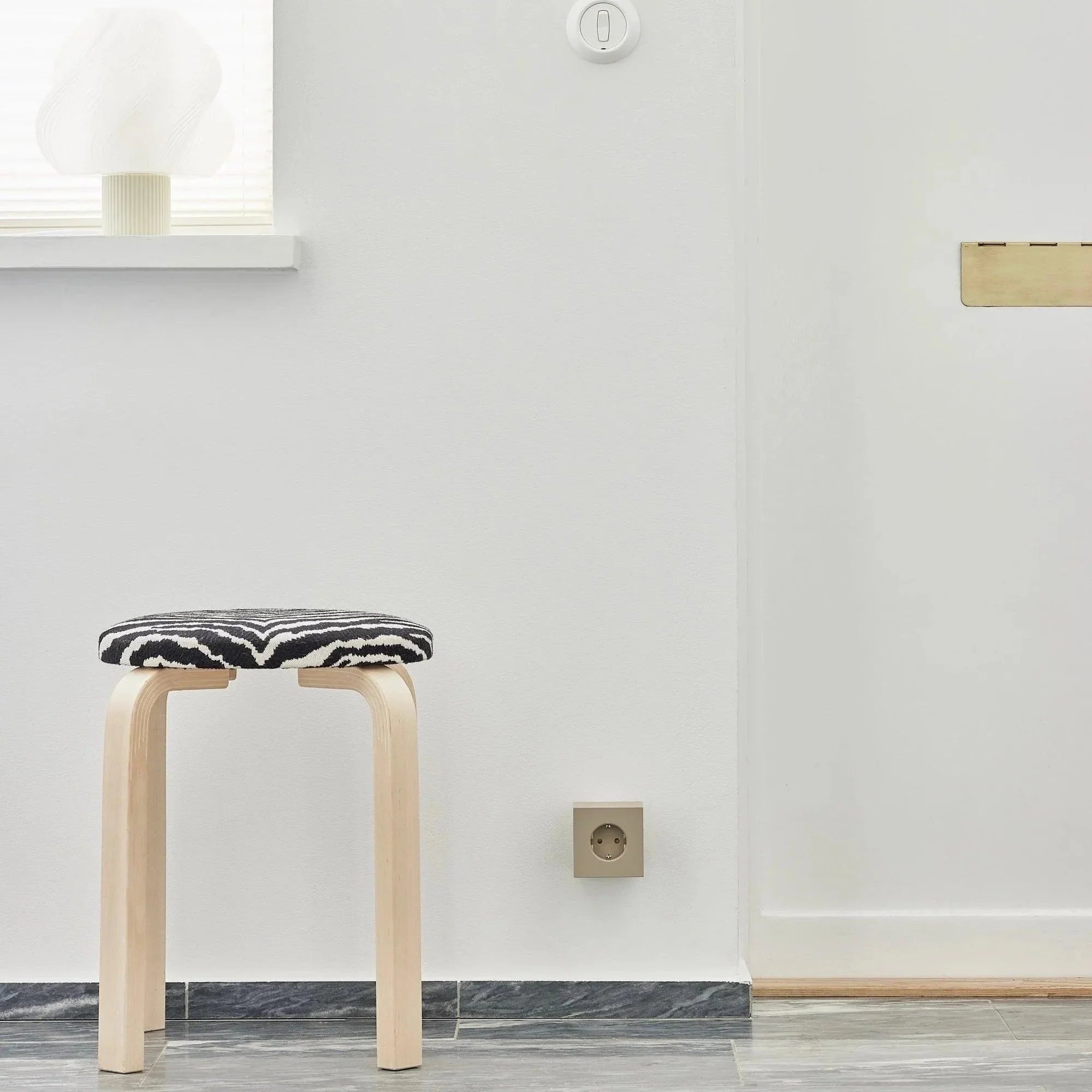 Pachet de 3 Triplu stechere tip cub Square 2 USB-C - Culoare Sand - Avolt - PARIS14A.RO