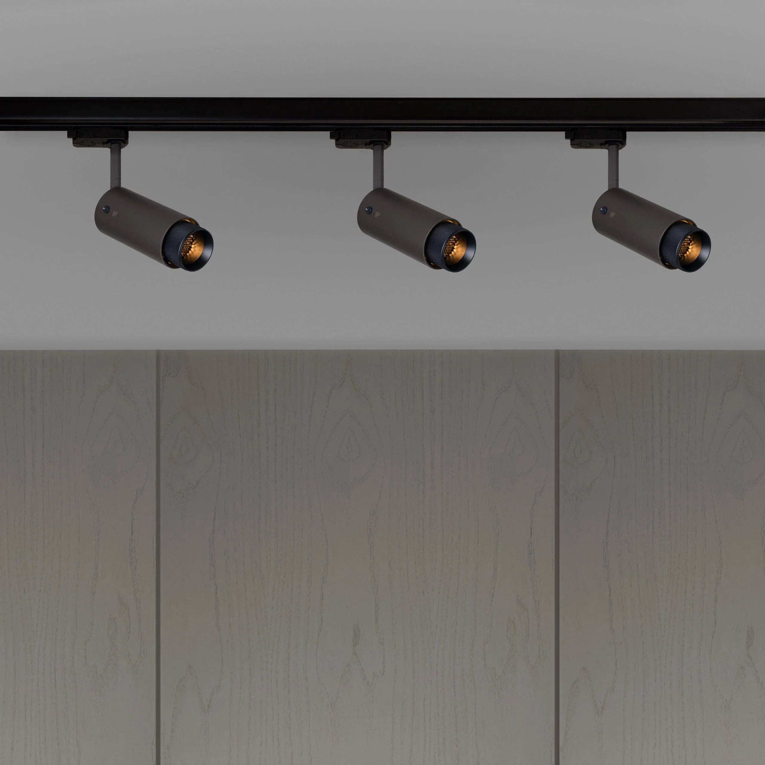 Reflector pe sina Exhaust TRACK / CROSS / GRAPHITE - Buster & Punch - PARIS14A.RO