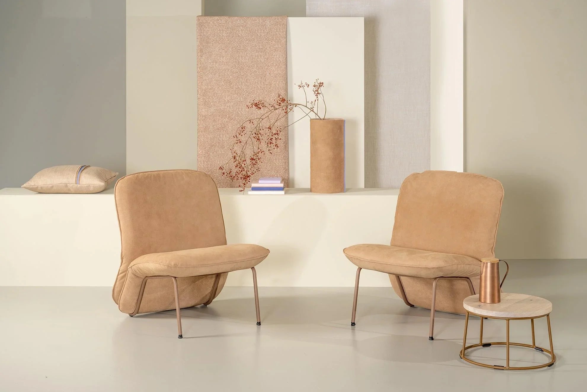 Scaun lounge Clip - Jess Design - PARIS14A.RO