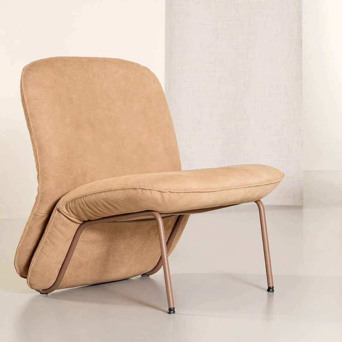 Scaun lounge Clip - Jess Design - PARIS14A.RO