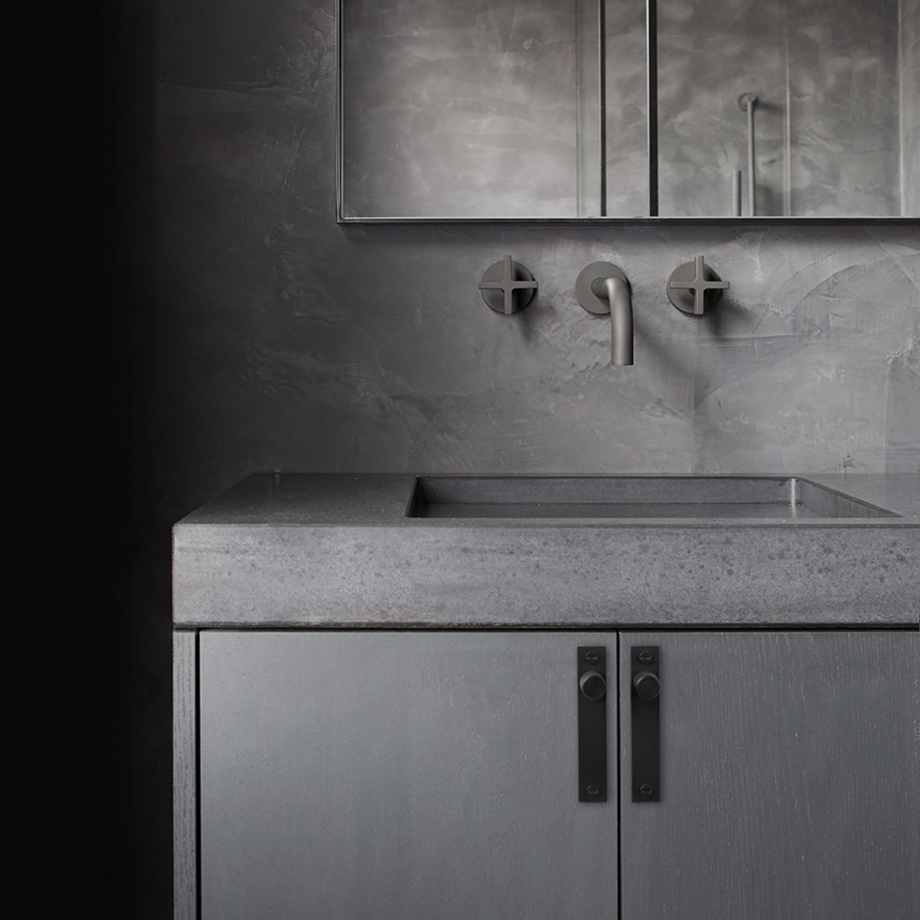 Set de manere tip buton pentru dulap / Cu placa / CROSS - Buster & Punch - PARIS14A.RO