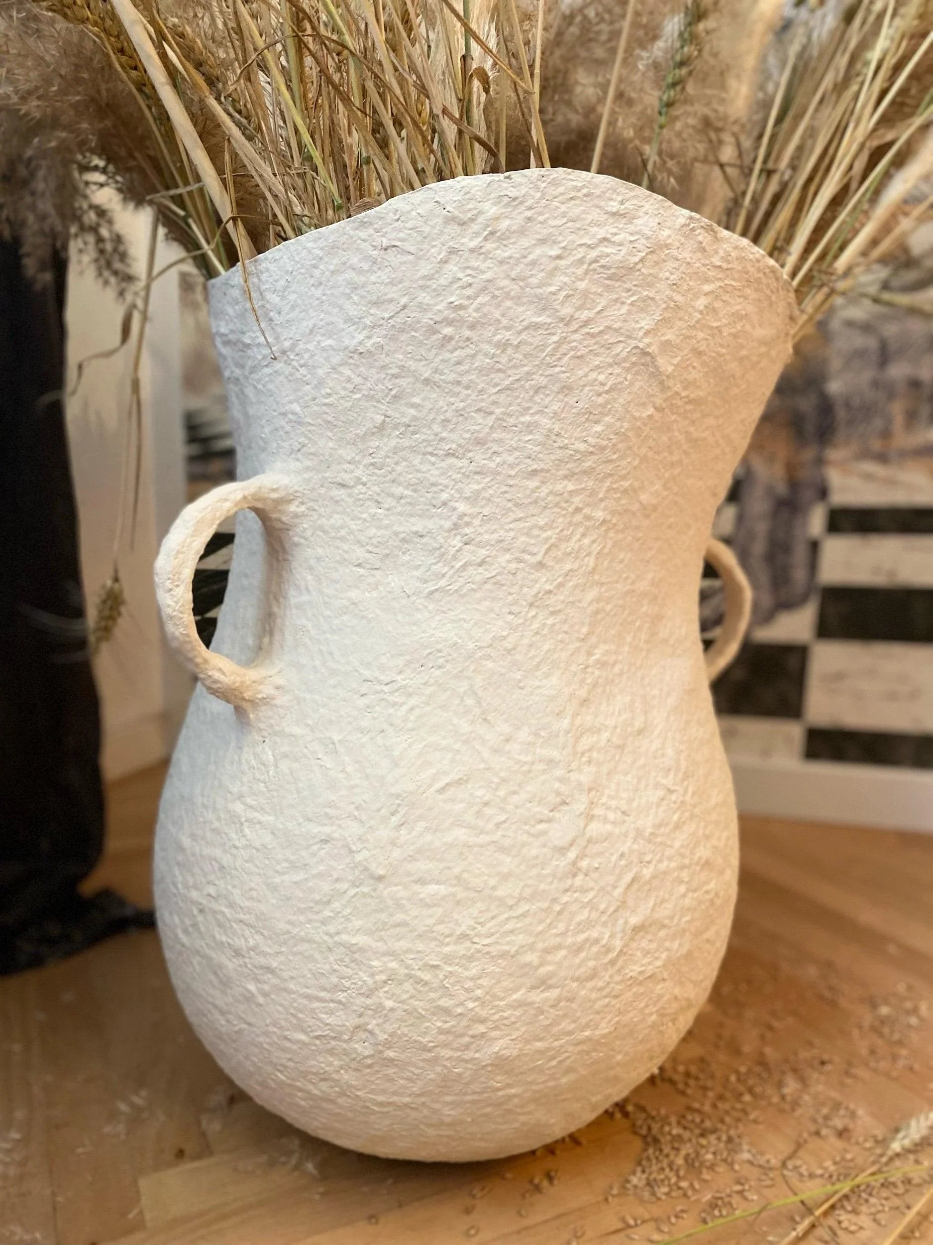 Vază Ecoul Tău - VECHICANOU - PARIS14A.RO