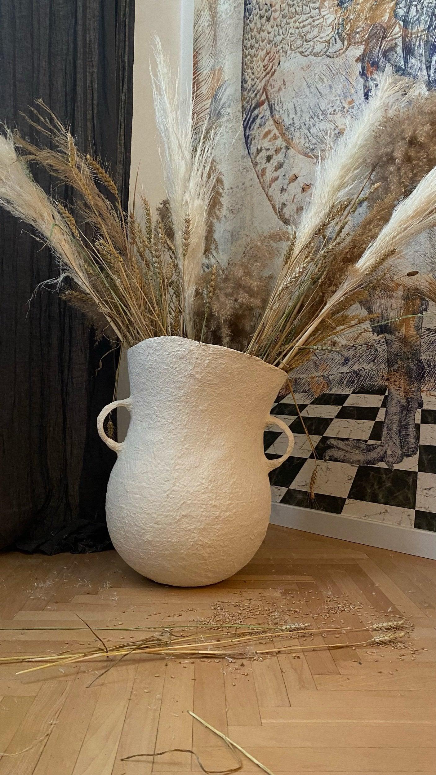 Vază Ecoul Tău - VECHICANOU - PARIS14A.RO