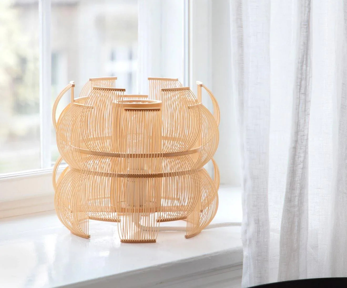 Lampa de masa creata manual dupa tehnica japoneza takesensuji Sen by Motarasu