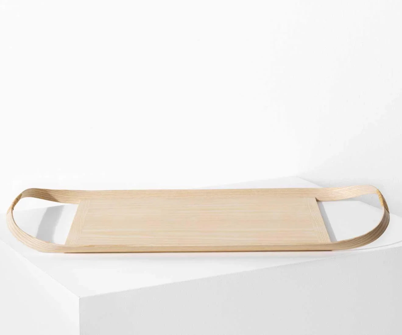 Tava lucrata manual din lemn de frasin si ratan Union by Motarasu