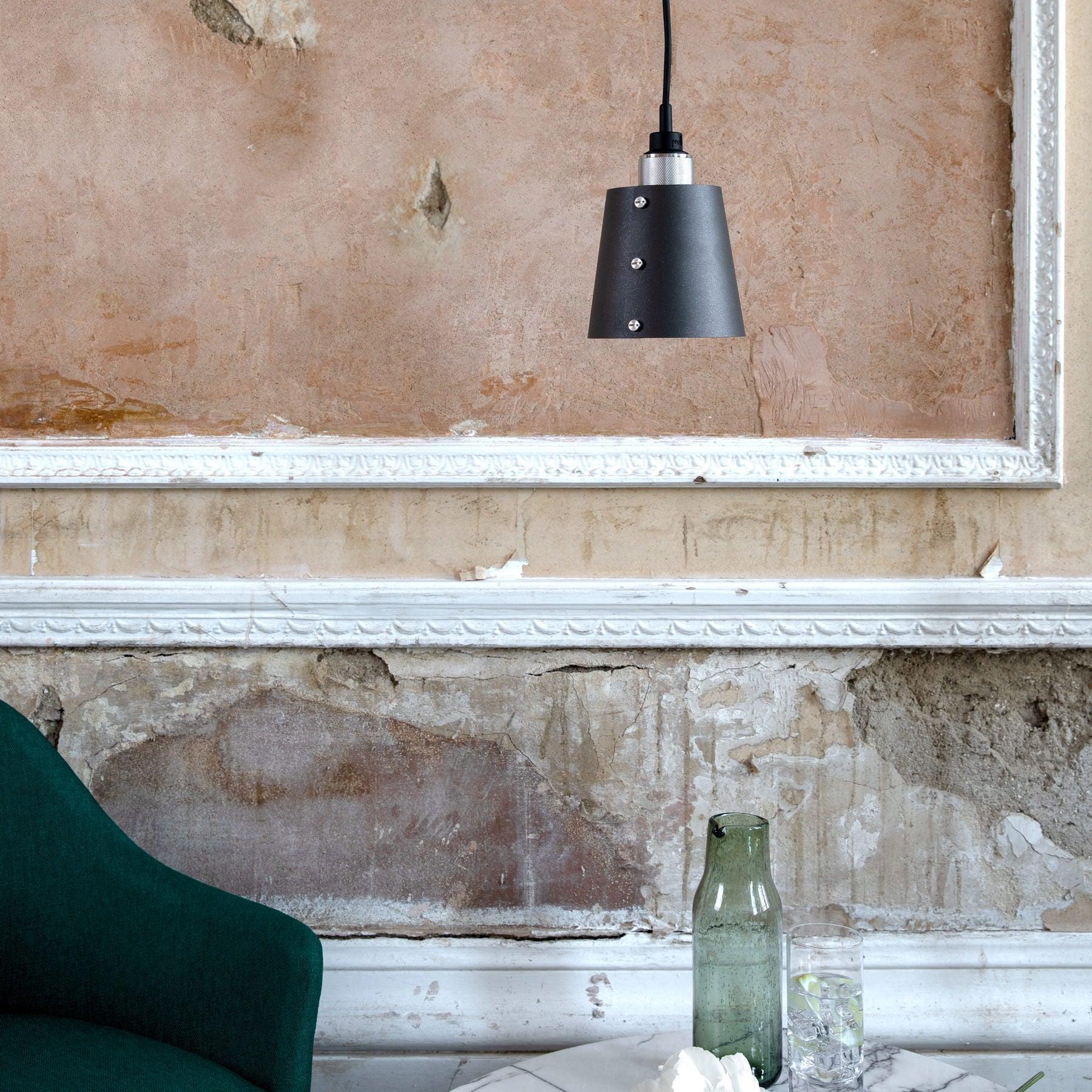 Abajur HOOKED / SMALL / GRAPHITE - Buster & Punch - PARIS14A.RO