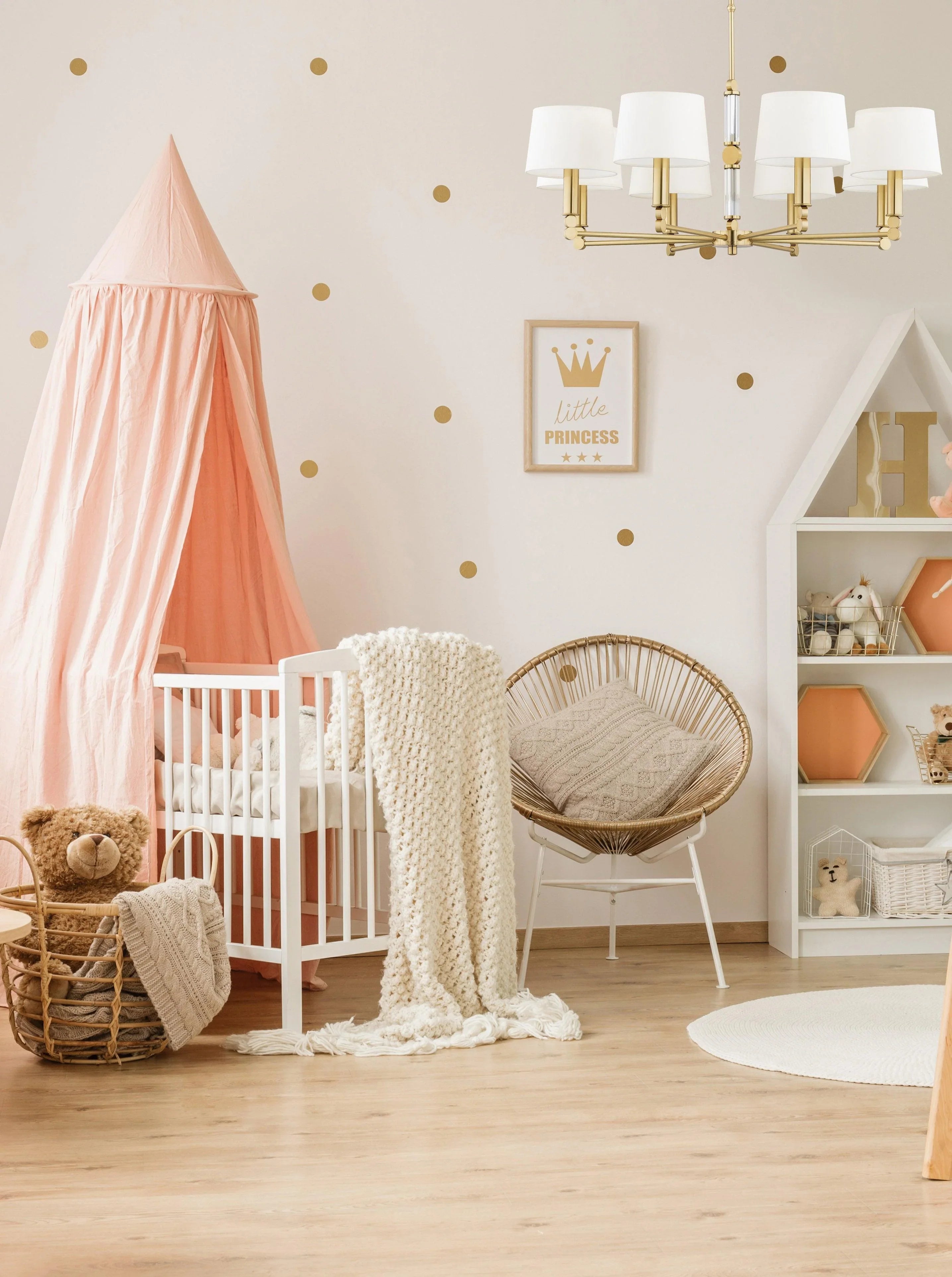 Aplica Tamara Kutek - PARIS14A.RO