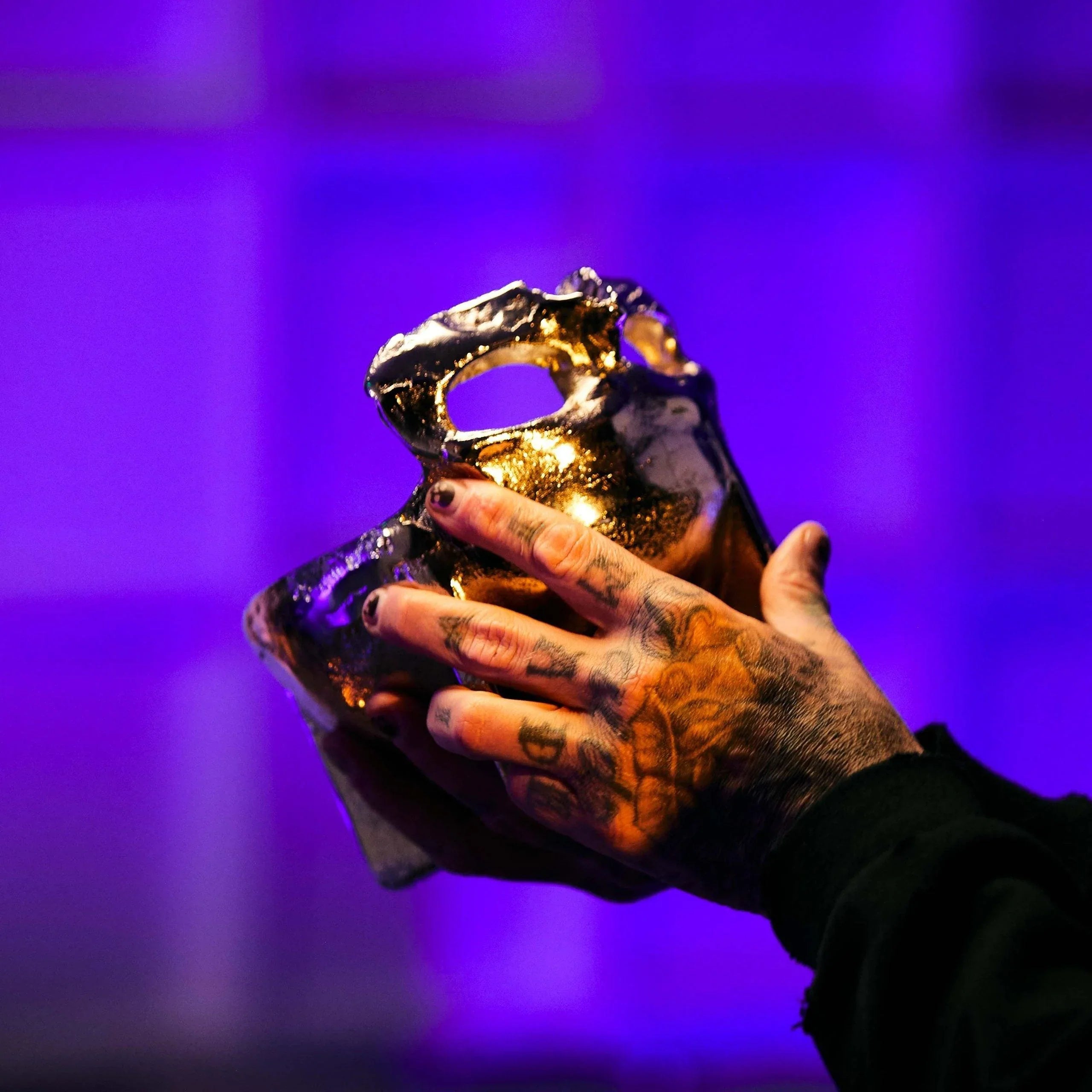 Bol tip craniu / TRAVIS BARKER - Buster & Punch - PARIS14A.RO