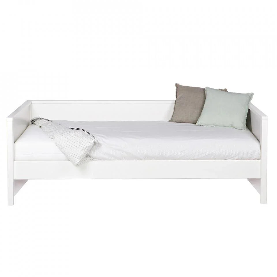 Cadru pat alb din lemn de pin 100x208 cm Nikki White - PARIS14A.RO