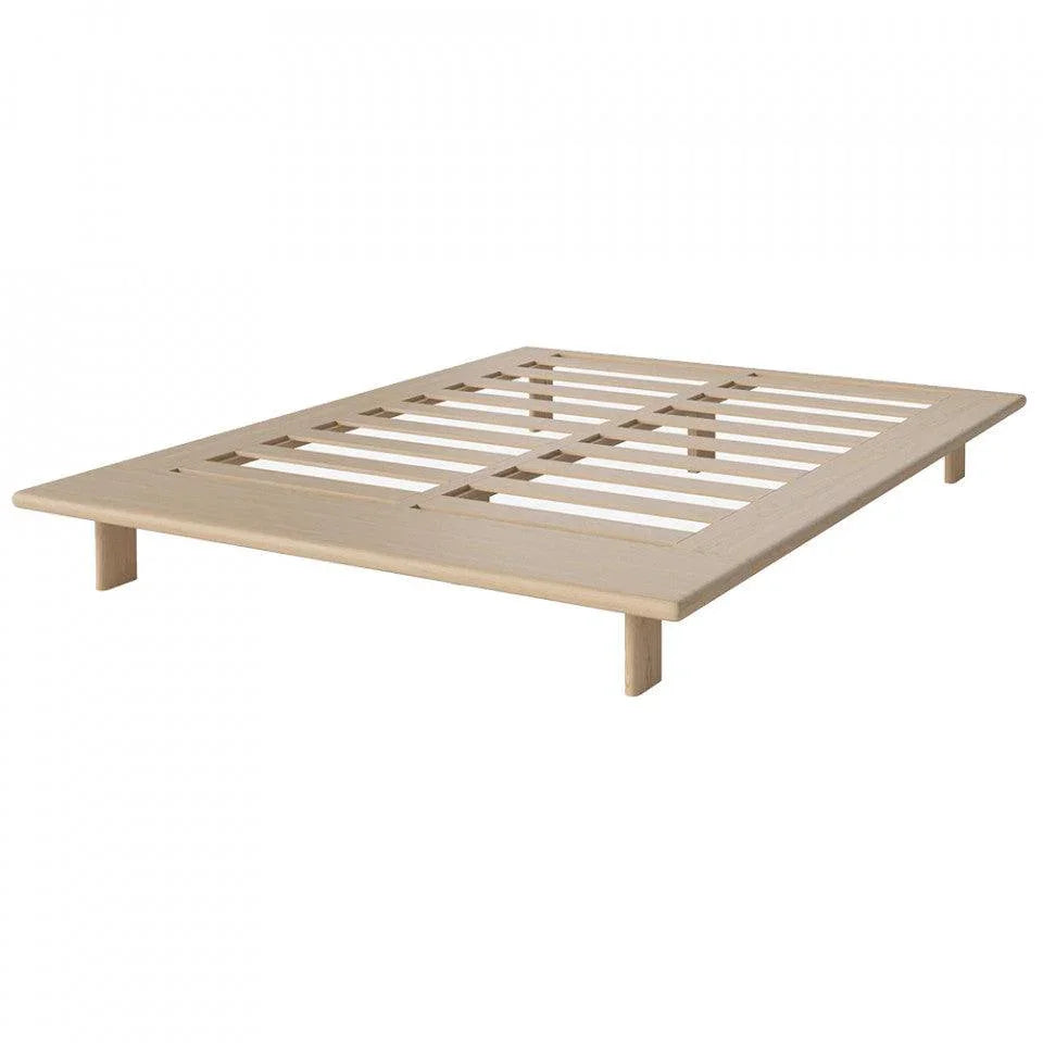 Cadru pat maro din lemn de stejar 166x230 cm Haven Bolia - PARIS14A.RO