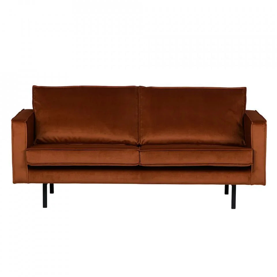 Canapea maro din catifea pentru 2,5 persoane Rodeo Rust - PARIS14A.RO