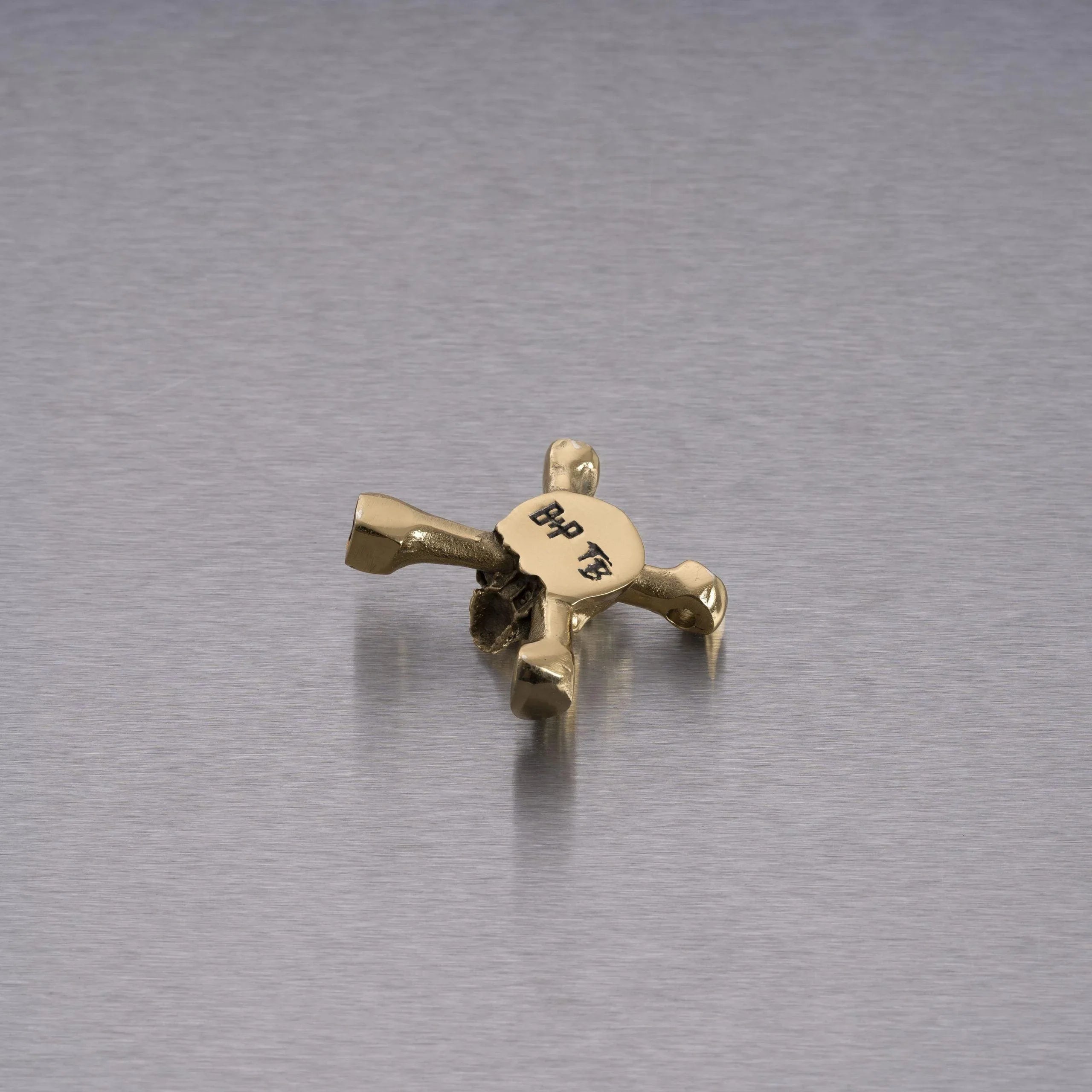 Cheie pentru tobe tip craniu / TRAVIS BARKER - Buster & Punch - PARIS14A.RO