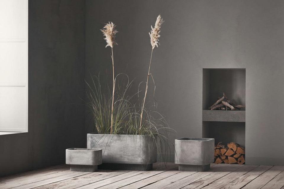 Ghiveci gri din ciment 24x42 cm Highlands Bolia - PARIS14A.RO