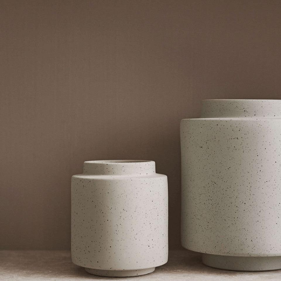 Ghiveci gri/negru din ceramica si otel 49 cm Botanique Bolia - PARIS14A.RO