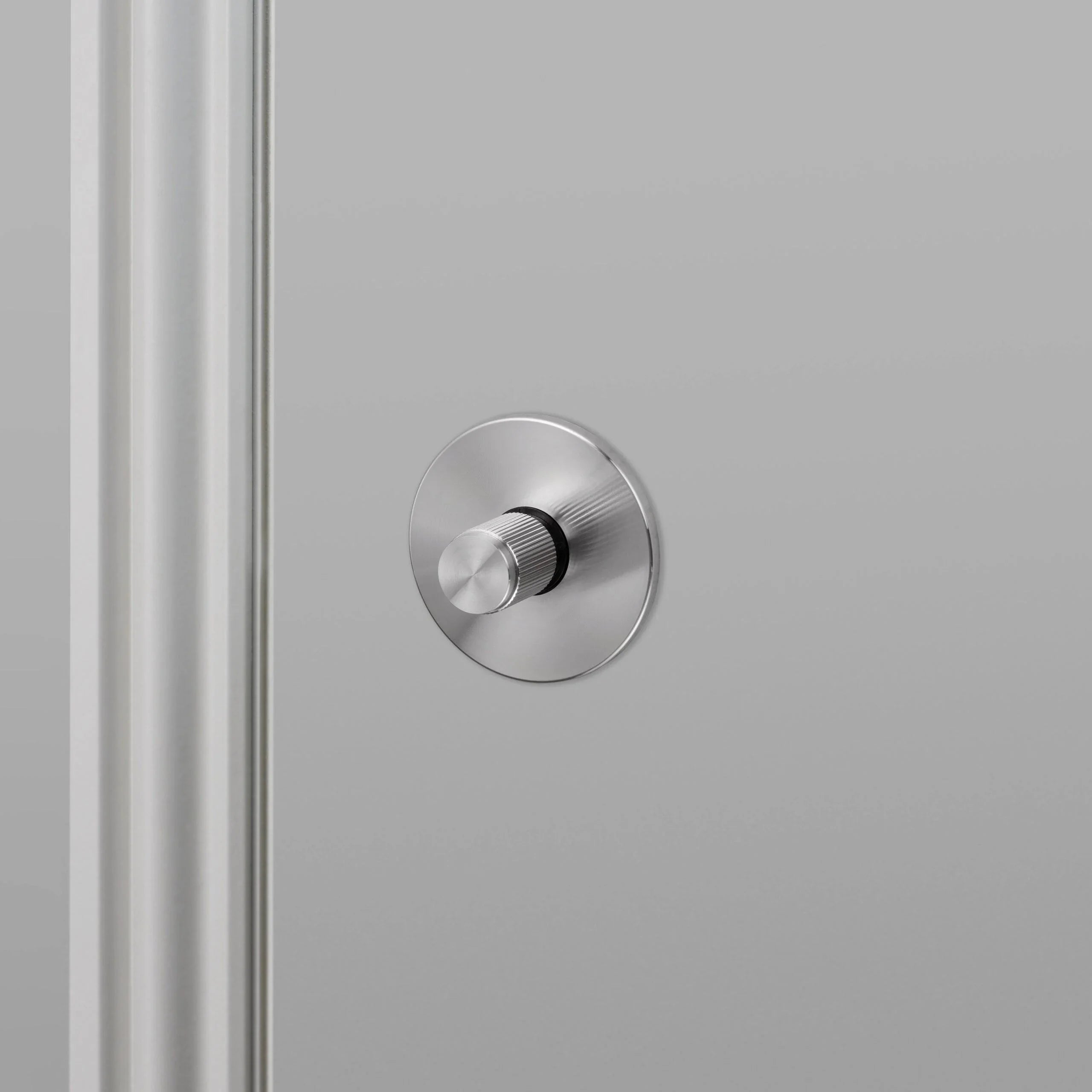 Incuietoare tip buton pentru usa / LINEAR - Buster & Punch - PARIS14A.RO