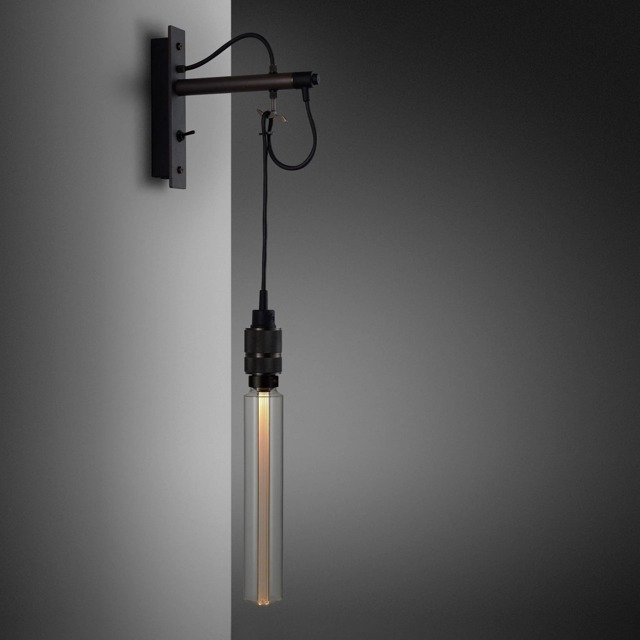 Lampa de perete HOOKED / NUDE / GRAPHITE - Buster & Punch - PARIS14A.RO