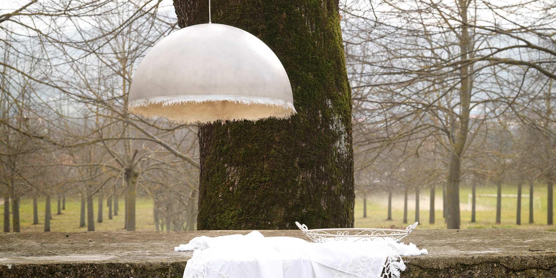 Lustra cu abajur mare din fibra de sticla Plancton by Karman - PARIS14A.RO